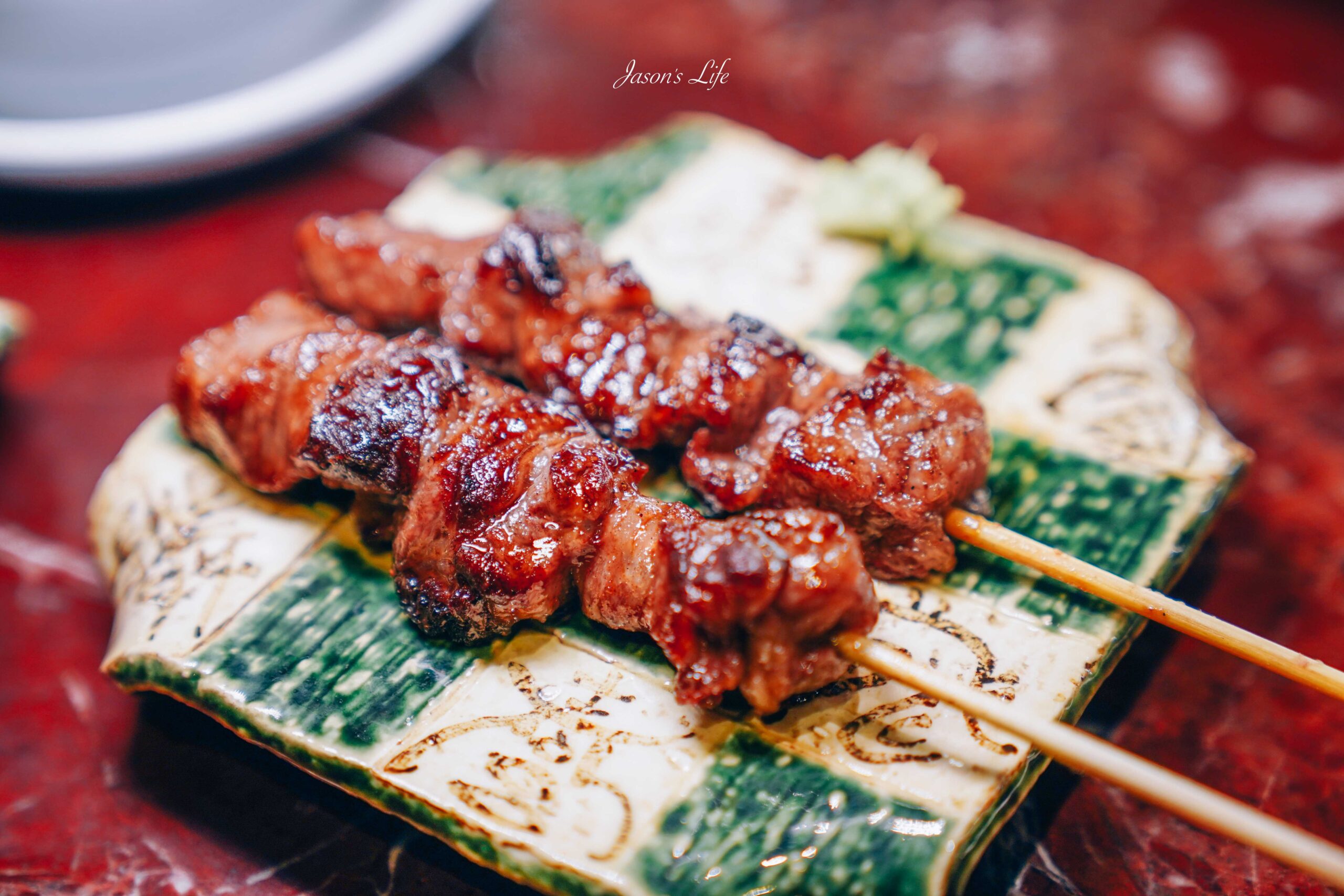 【台中北屯│美食】ととや和道屋 炉端酒時-北屯旗艦店。台中日式爐端燒串燒居酒屋，香魚圍著炭火，很有日本的氛圍 @Jason&#039;s Life