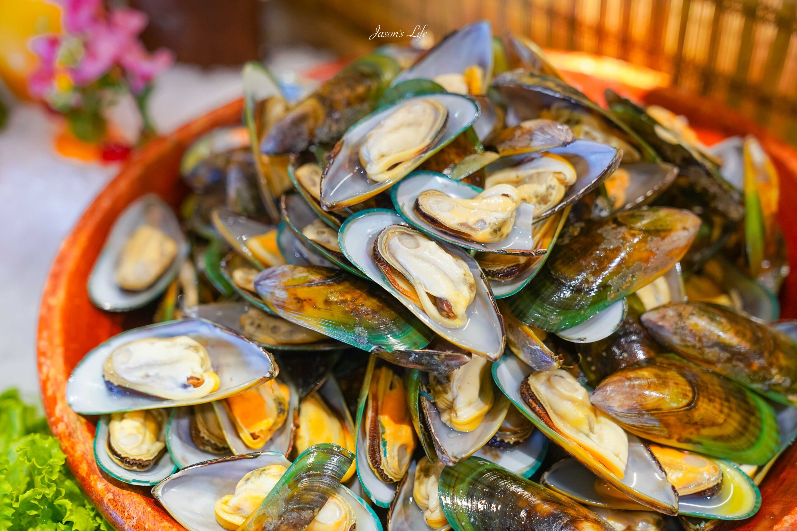 【台中南屯｜美食】太陽百匯(潮港城國際美食館)。釜山海鮮季，台中海鮮直送，10/01~11/30四人同行送巨無霸檸檬泰國蝦 @Jason&#039;s Life