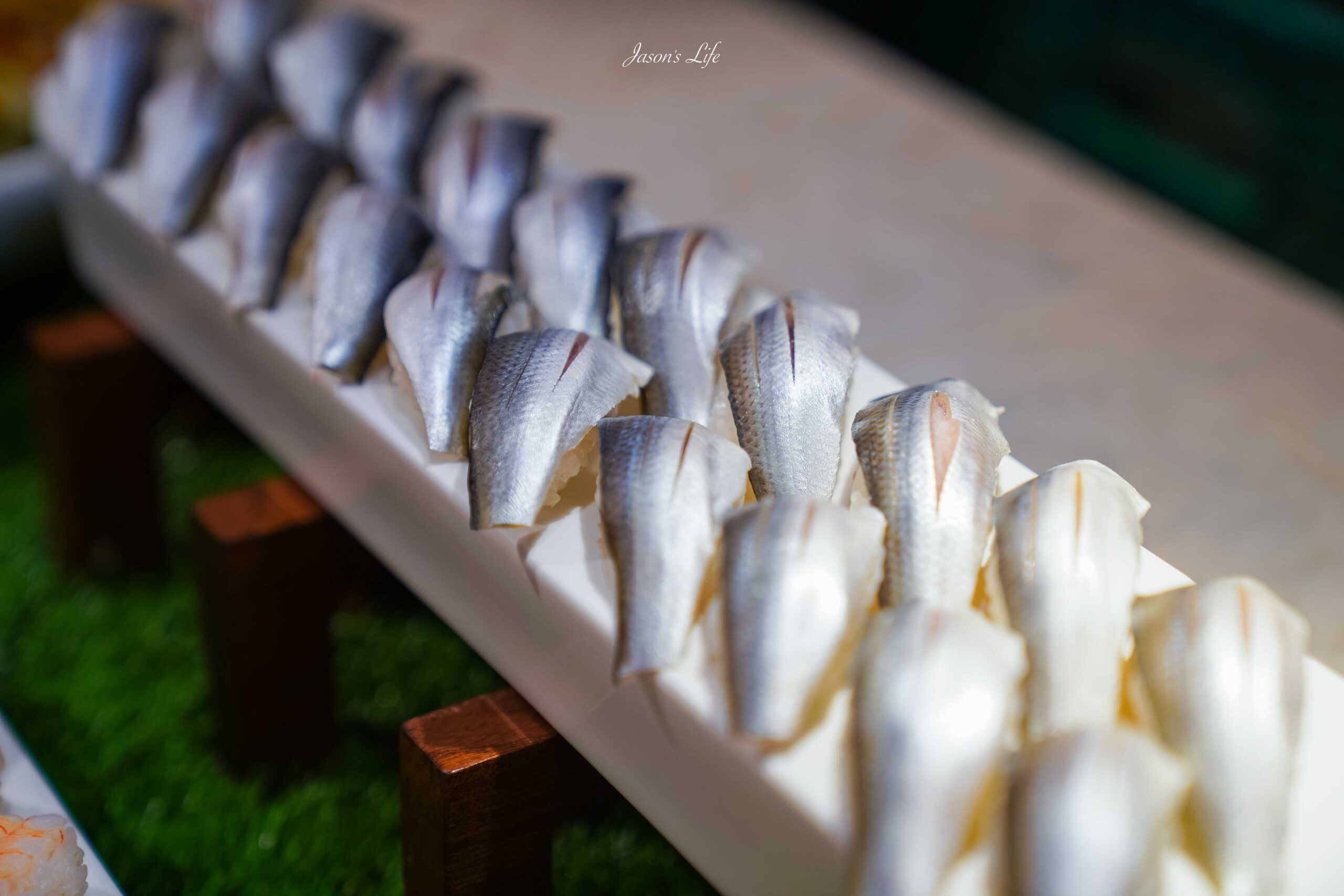 【台中南屯｜美食】太陽百匯(潮港城國際美食館)。釜山海鮮季，台中海鮮直送，10/01~11/30四人同行送巨無霸檸檬泰國蝦 @Jason&#039;s Life