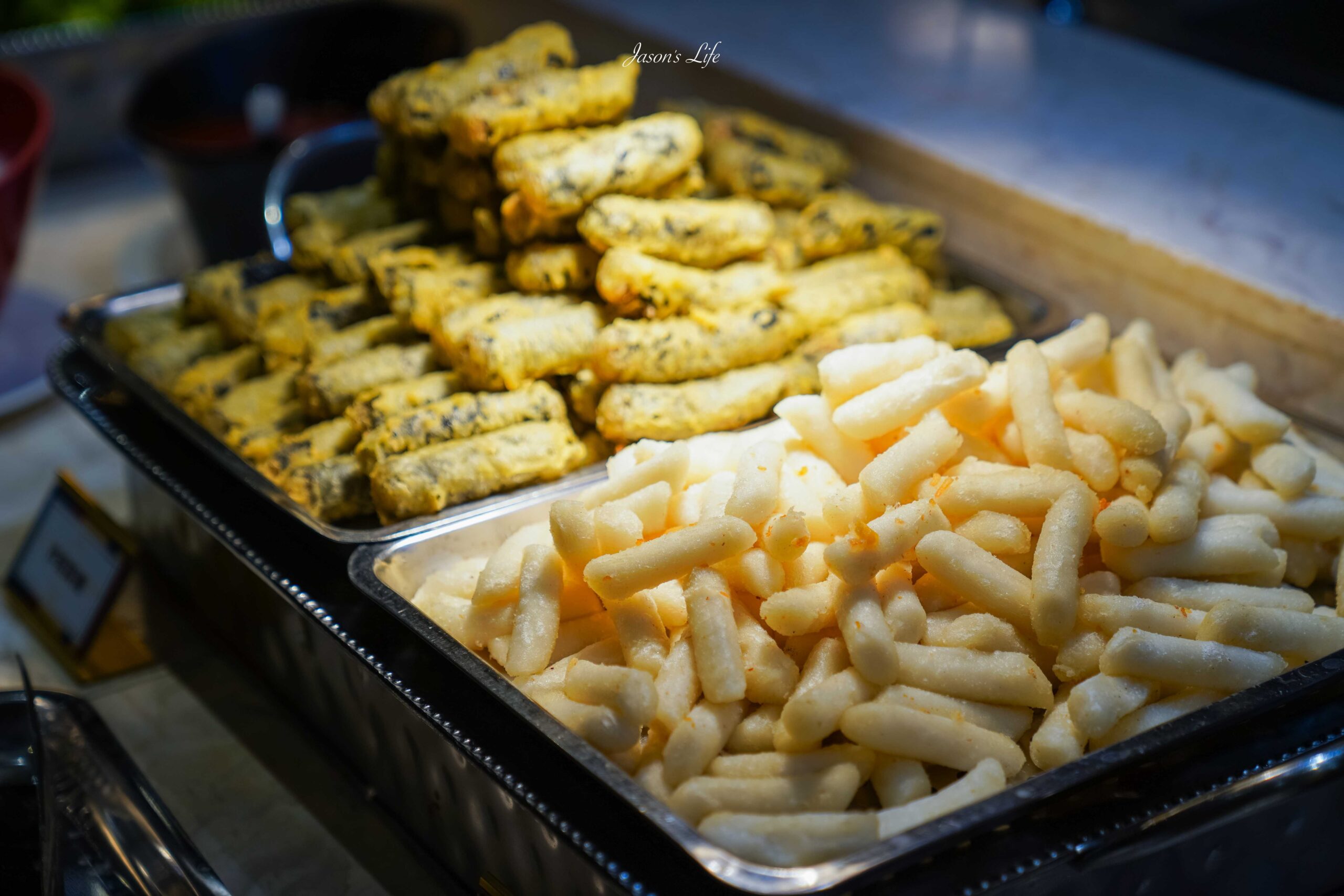 【台中南屯｜美食】太陽百匯(潮港城國際美食館)。釜山海鮮季，台中海鮮直送，10/01~11/30四人同行送巨無霸檸檬泰國蝦 @Jason&#039;s Life