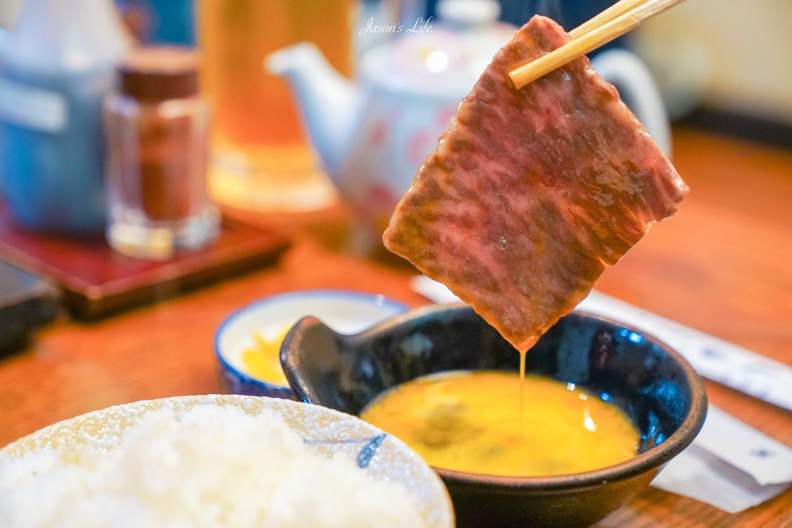 【北海道富良野｜美食】Kumagera(くまげら)。富良野美食推薦，強烈推薦一定要來嚐嚐炙燒和牛丼飯、和牛壽喜鍋，油脂美味 @Jason&#039;s Life