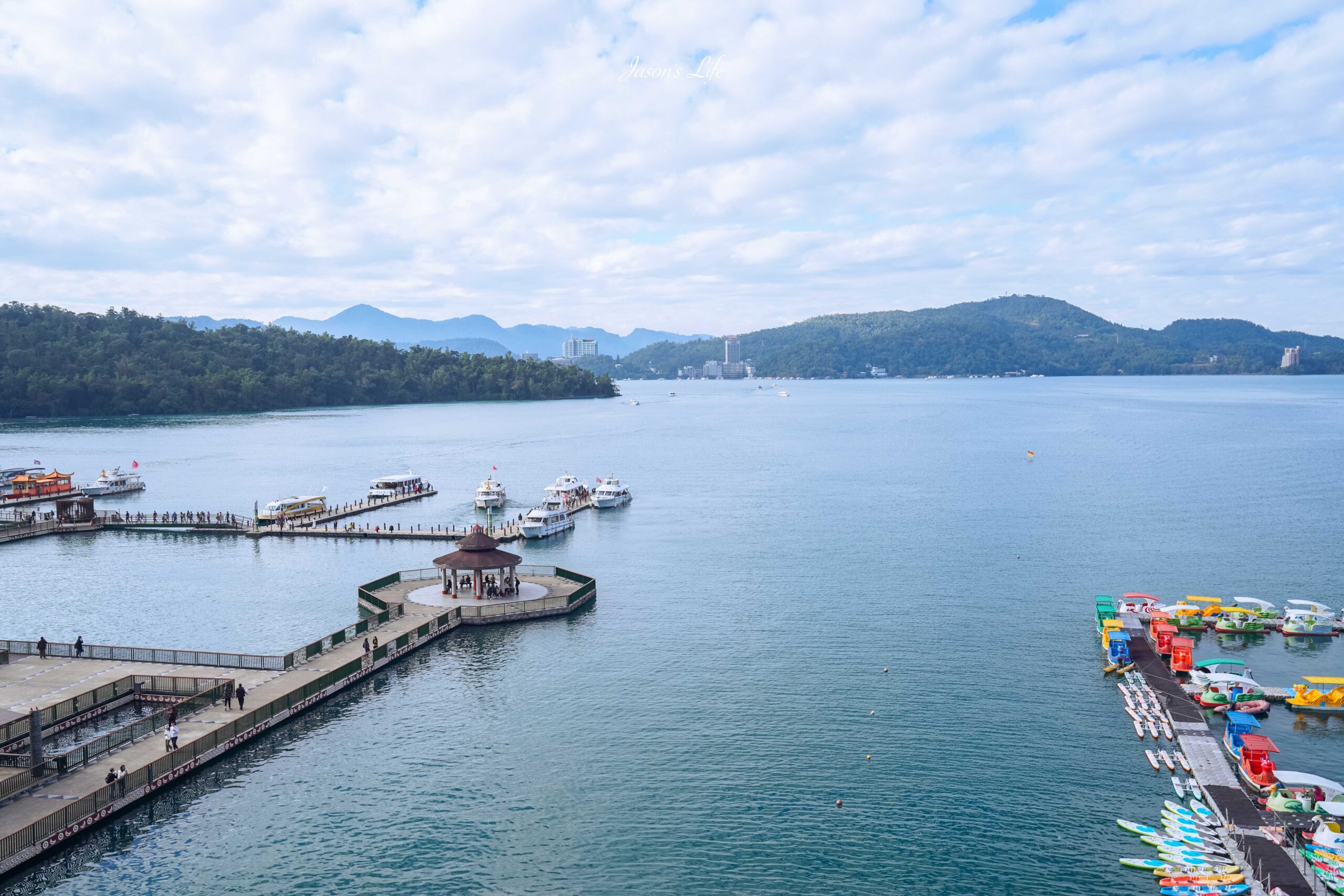 【南投魚池│住宿】日月潭晶澤會館。伊達邵碼頭住宿，日月潭湖景第一排飯店推薦，房間內每個角落都可欣賞日月潭湖光山色 @Jason&#039;s Life