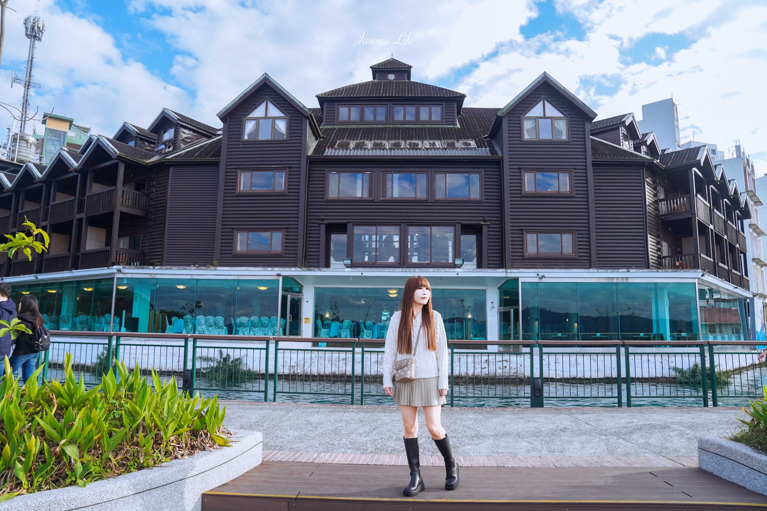 【南投魚池│住宿】日月潭晶澤會館。伊達邵碼頭住宿，日月潭湖景第一排飯店推薦，房間內每個角落都可欣賞日月潭湖光山色 @Jason&#039;s Life