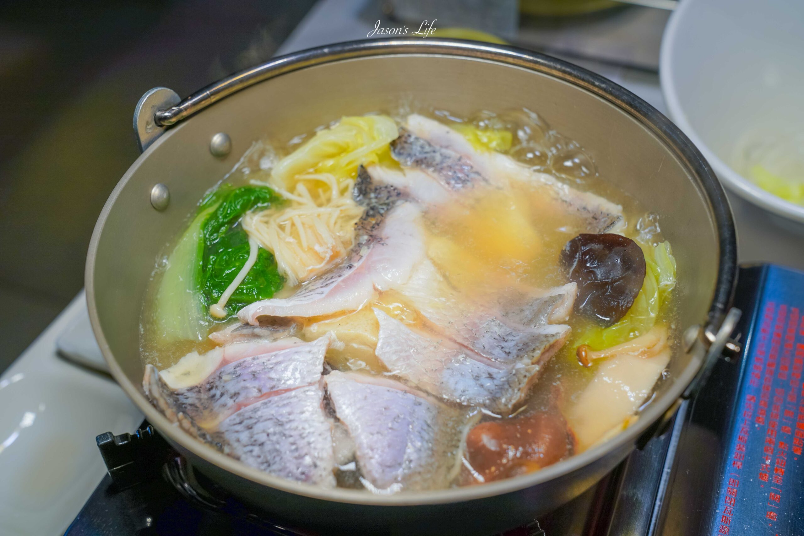 【彰化芬園｜美食】3果6素 360度超級食物景觀餐廳。139縣道景觀餐廳，彰化夜景泡腳餐廳，還可吃養生鍋 @Jason&#039;s Life