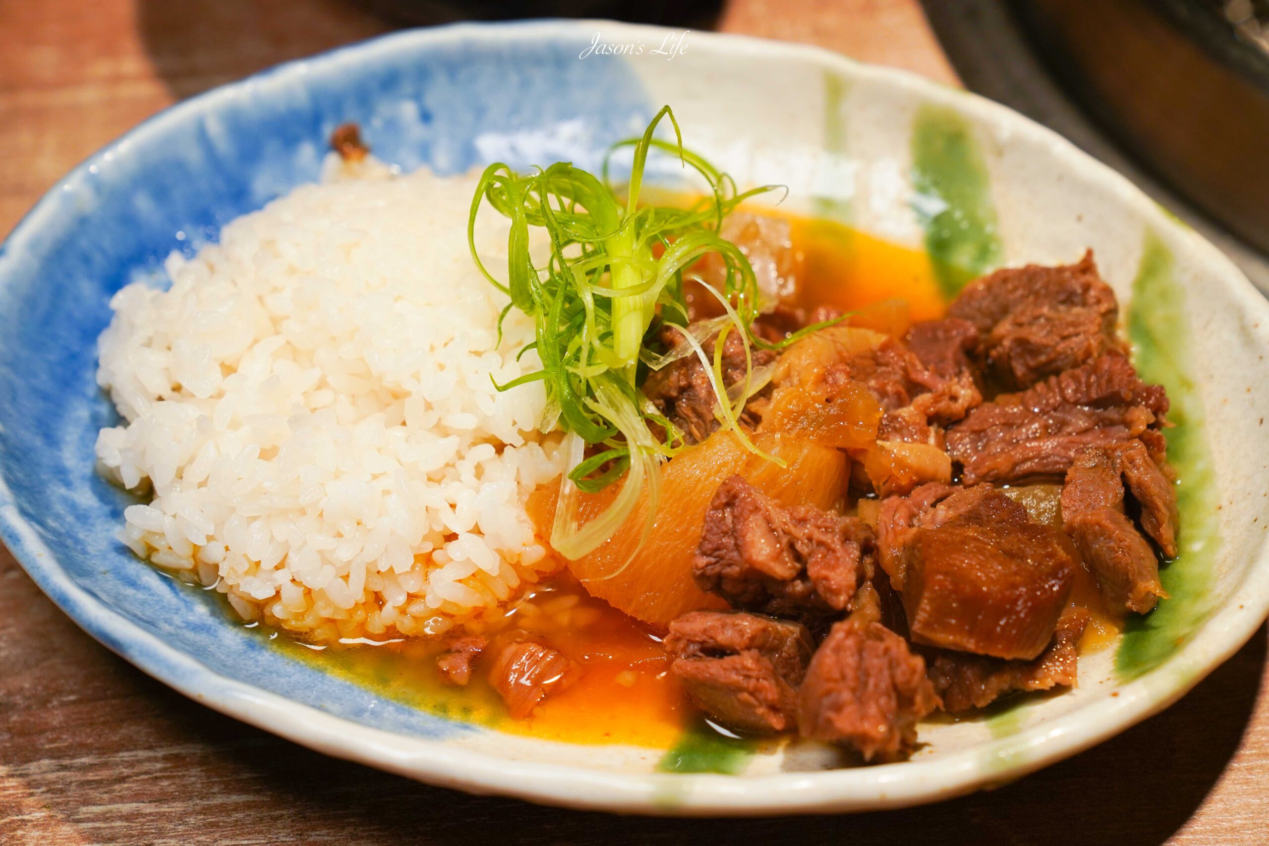 【台中西區｜美食】脂 板前炭火燒肉。日本和牛高端燒肉，專人代烤，古京都建築風格席坐榻榻米吃燒肉 @Jason&#039;s Life