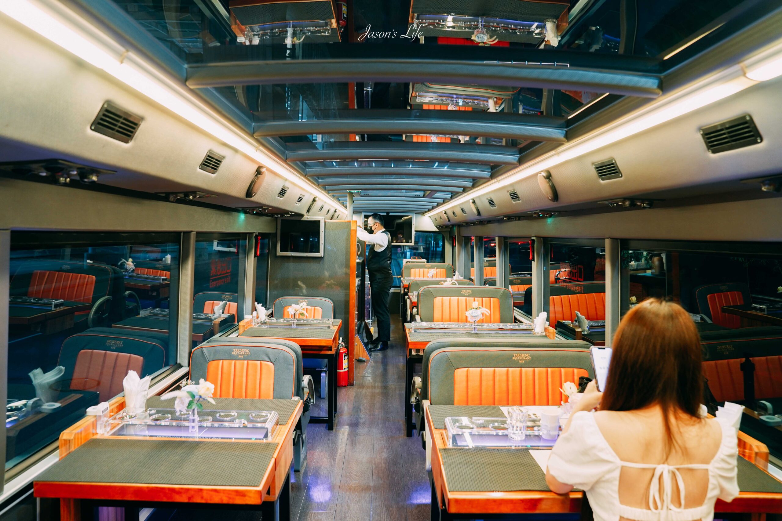 【台中南屯│美食】台中市雙層觀光餐車。2025年台中雙層觀光餐車開箱｜裕元下午茶＋晚餐傑克兄弟牛排、夜景饗宴一次滿足 @Jason&#039;s Life