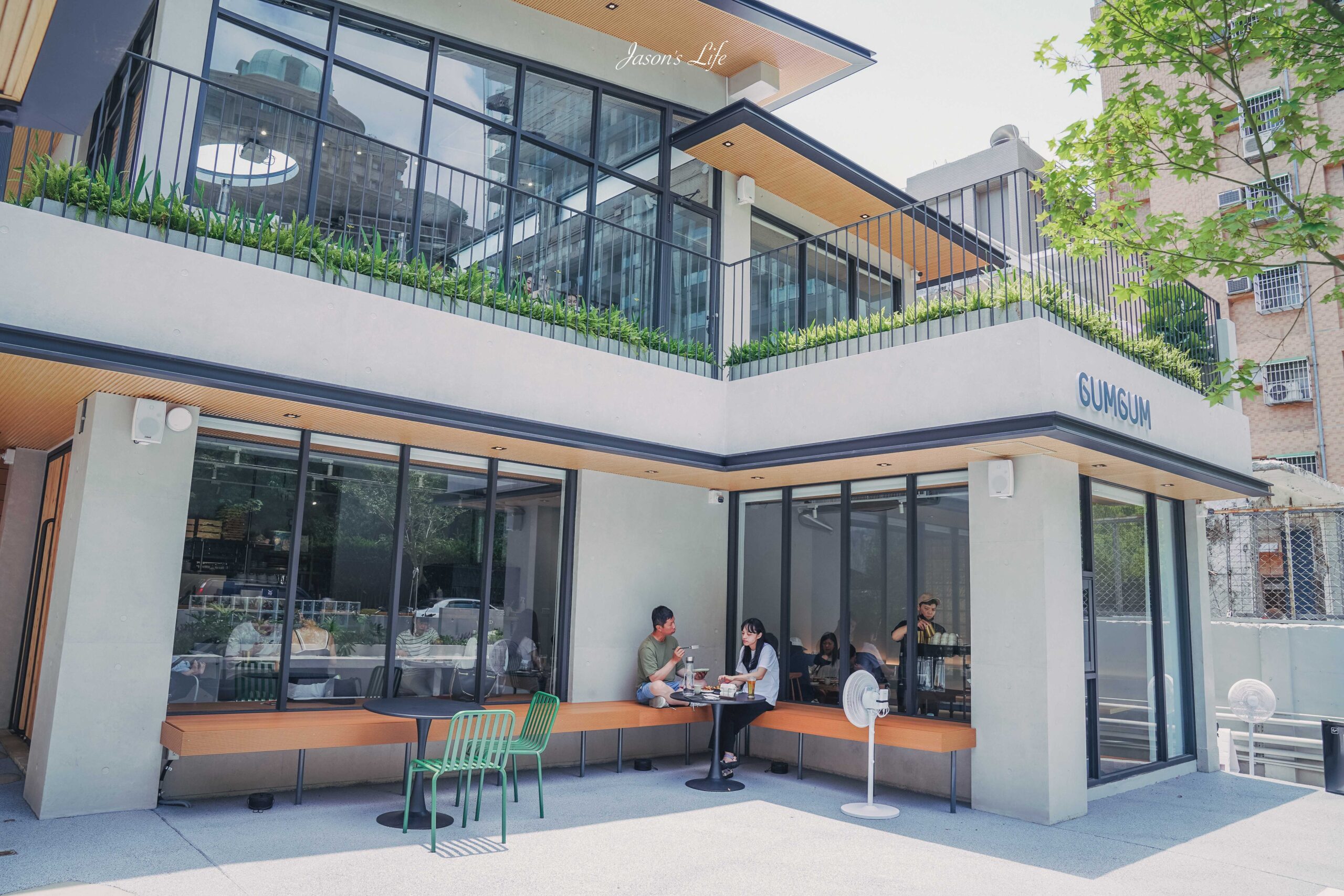 【台中西區｜美食】GUMGUM Day &#038; Night 剛剛台中店。新開幕，主打亞洲第二好吃雞翅，有12種口味，台中美術館商圈美食推薦 @Jason&#039;s Life
