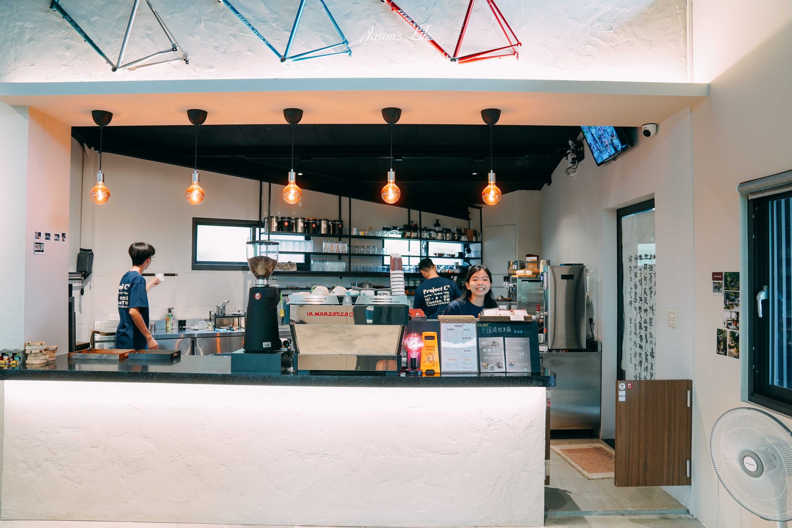 【苗栗卓蘭｜美食】Project C3 Cafe。卓蘭秘境日式咖啡廳，榻榻米座位日式禪風 × 工業風混搭美學 @Jason&#039;s Life