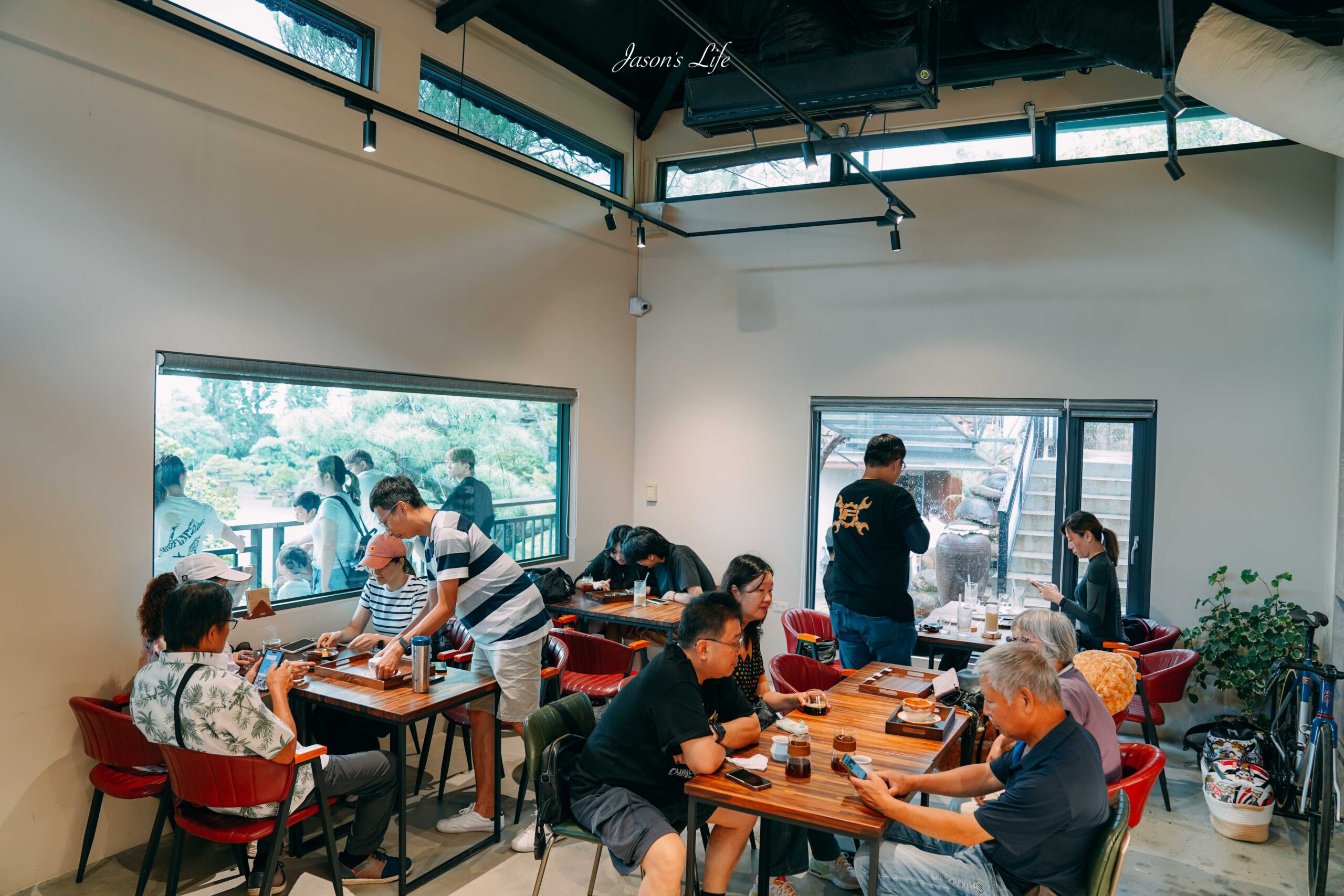 【苗栗卓蘭｜美食】Project C3 Cafe。卓蘭秘境日式咖啡廳，榻榻米座位日式禪風 × 工業風混搭美學 @Jason&#039;s Life