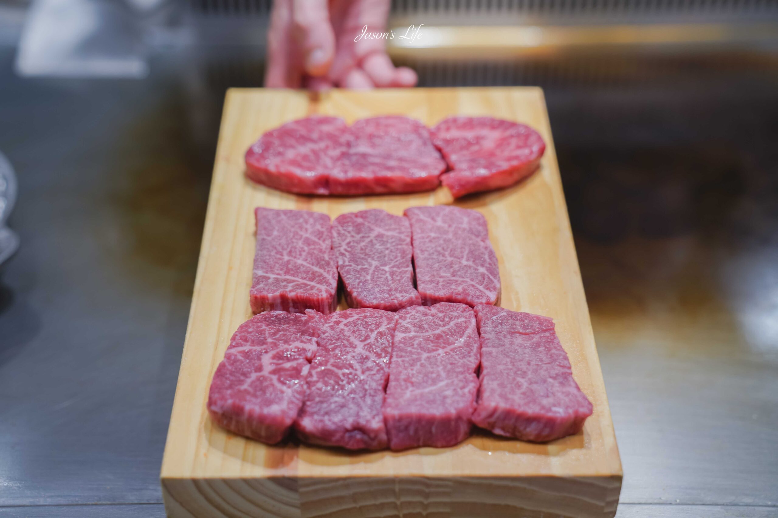 【台中慶生聚餐首選】【台中東區｜美食】明水然・樂-台中大魯閣店。Google評論全台平均4.8，頂級無菜單鐵板燒！慶生、約會首選，高CP值吃到龍蝦三吃與A5和牛！ @Jason&#039;s Life