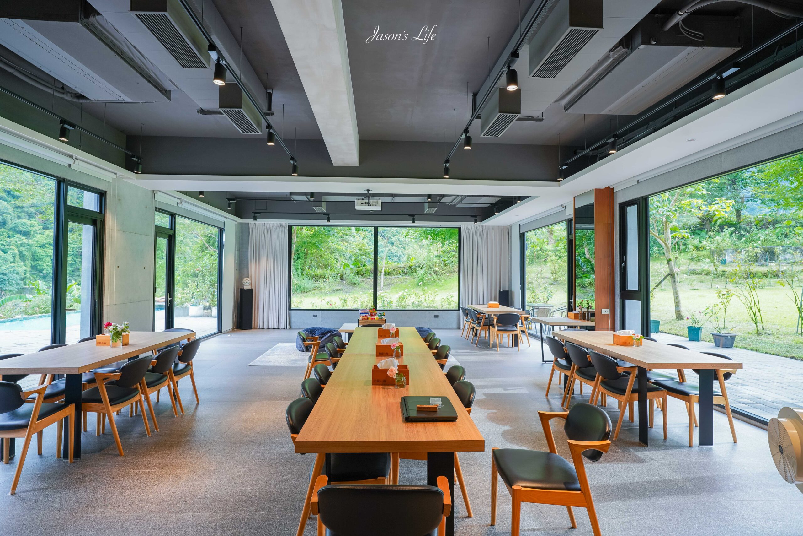 【宜蘭礁溪｜住宿】奶蜜之地 Milk&#038;Honey。宜蘭包棟民宿推薦，與自然共舞的度假天堂，大片草皮及山景戲水池 @Jason&#039;s Life