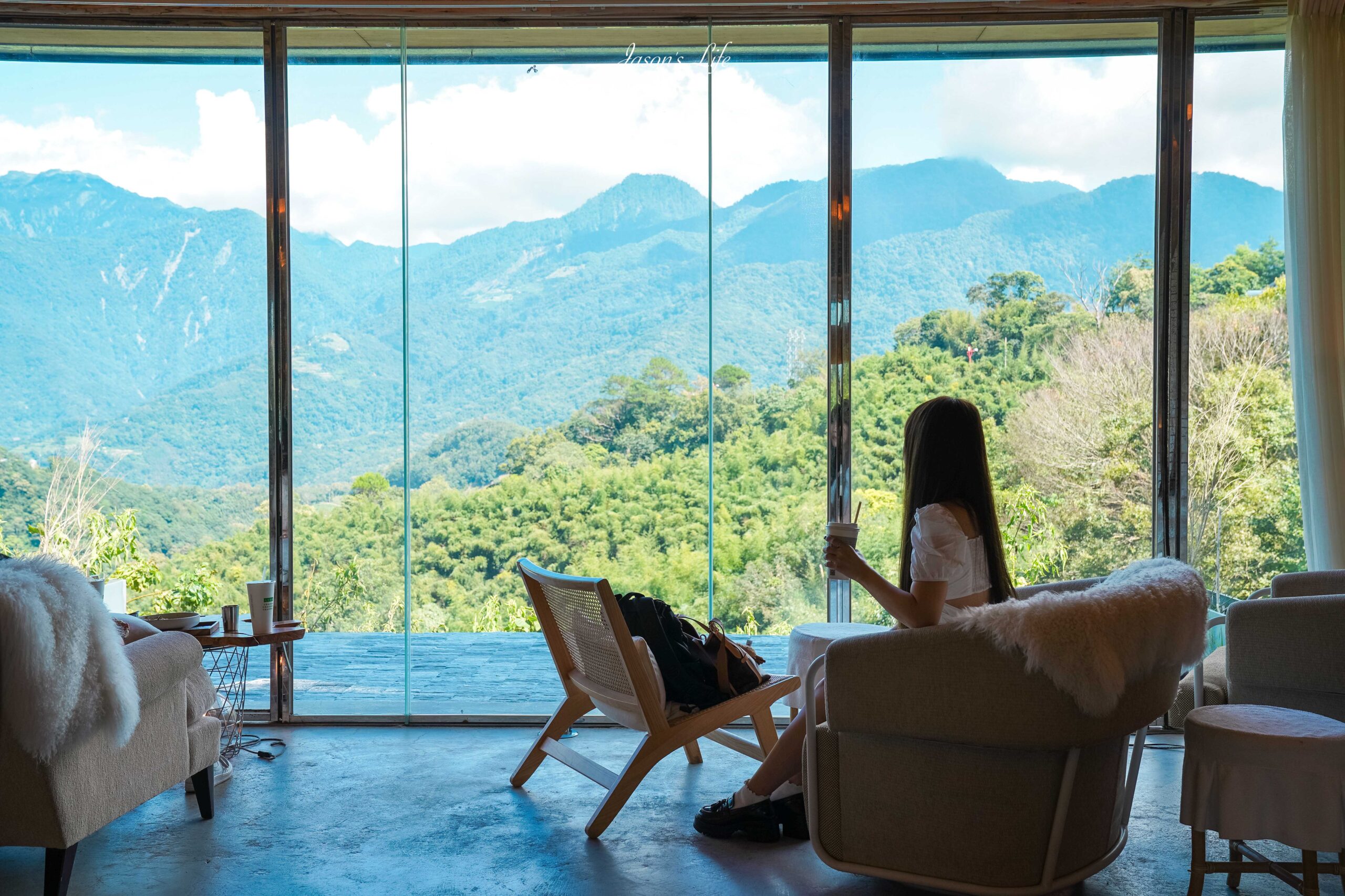 【南投清境│美食】Mountain bica cafe。超火紅，清境景觀不限時咖啡廳推薦，坐擁壯闊山景的夢幻下午茶 @Jason&#039;s Life