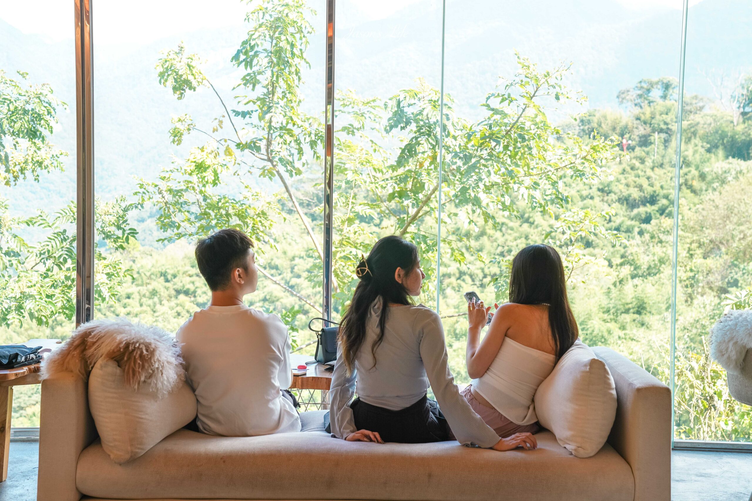 【南投清境│美食】Mountain bica cafe。超火紅，清境景觀不限時咖啡廳推薦，坐擁壯闊山景的夢幻下午茶 @Jason&#039;s Life