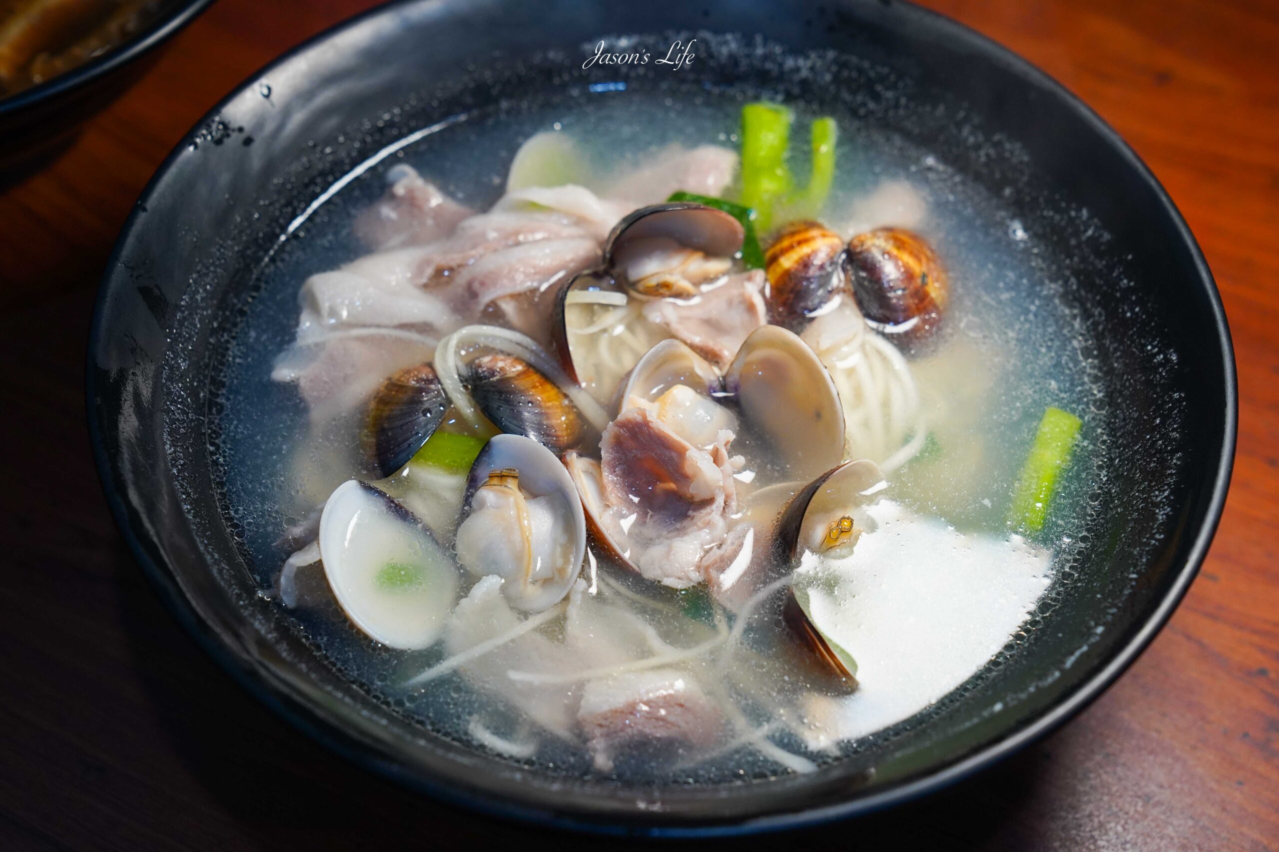 【台中烏日｜美食】一戶牛肉麵。烏日必吃美食推薦，湯頭濃郁、肉量實在的平價牛肉麵 @Jason&#039;s Life