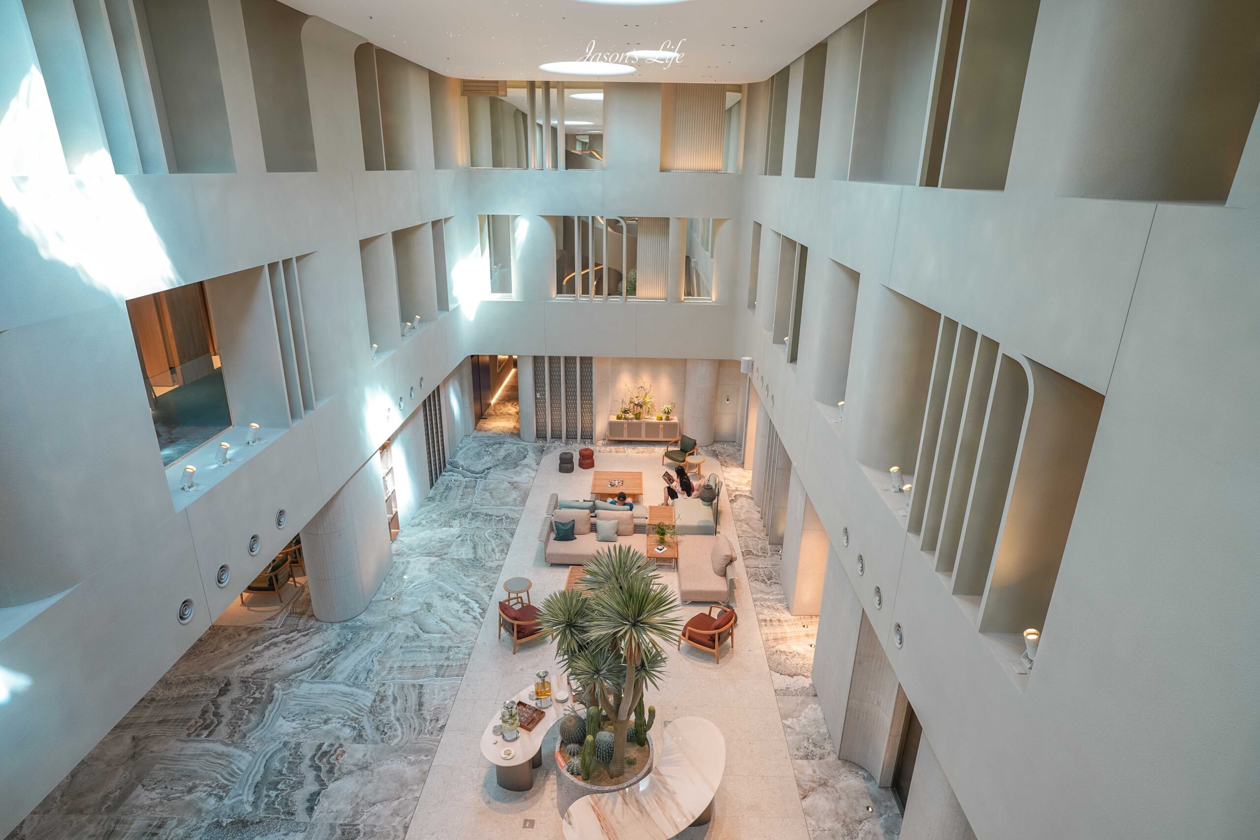 【屏東墾丁│住宿】墾丁Hotel dùa Kenting全新開幕。高質感度假酒店體驗，360°空中泳池、海景套房、空中酒吧 @Jason&#039;s Life