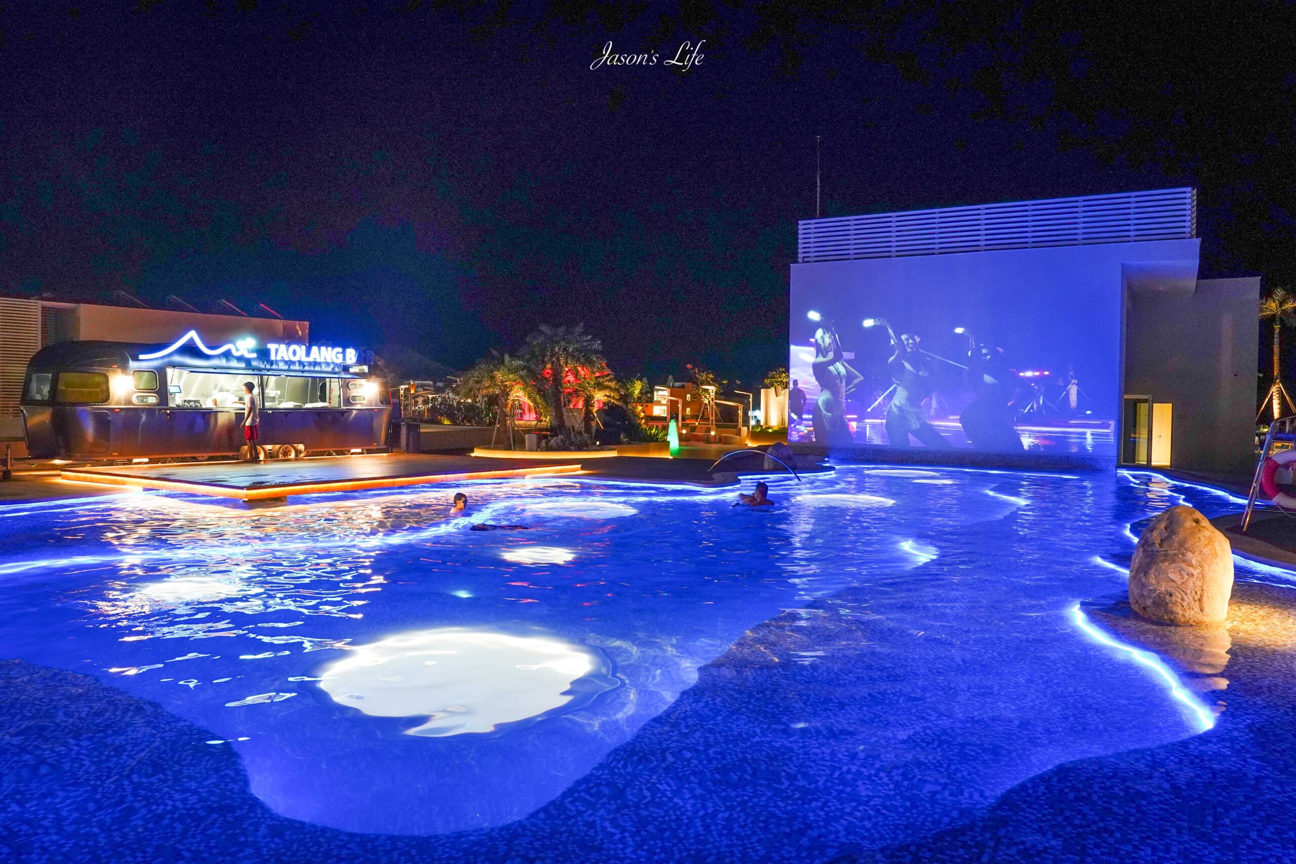 【屏東墾丁│住宿】墾丁Hotel dùa Kenting全新開幕。高質感度假酒店體驗，360°空中泳池、海景套房、空中酒吧 @Jason&#039;s Life