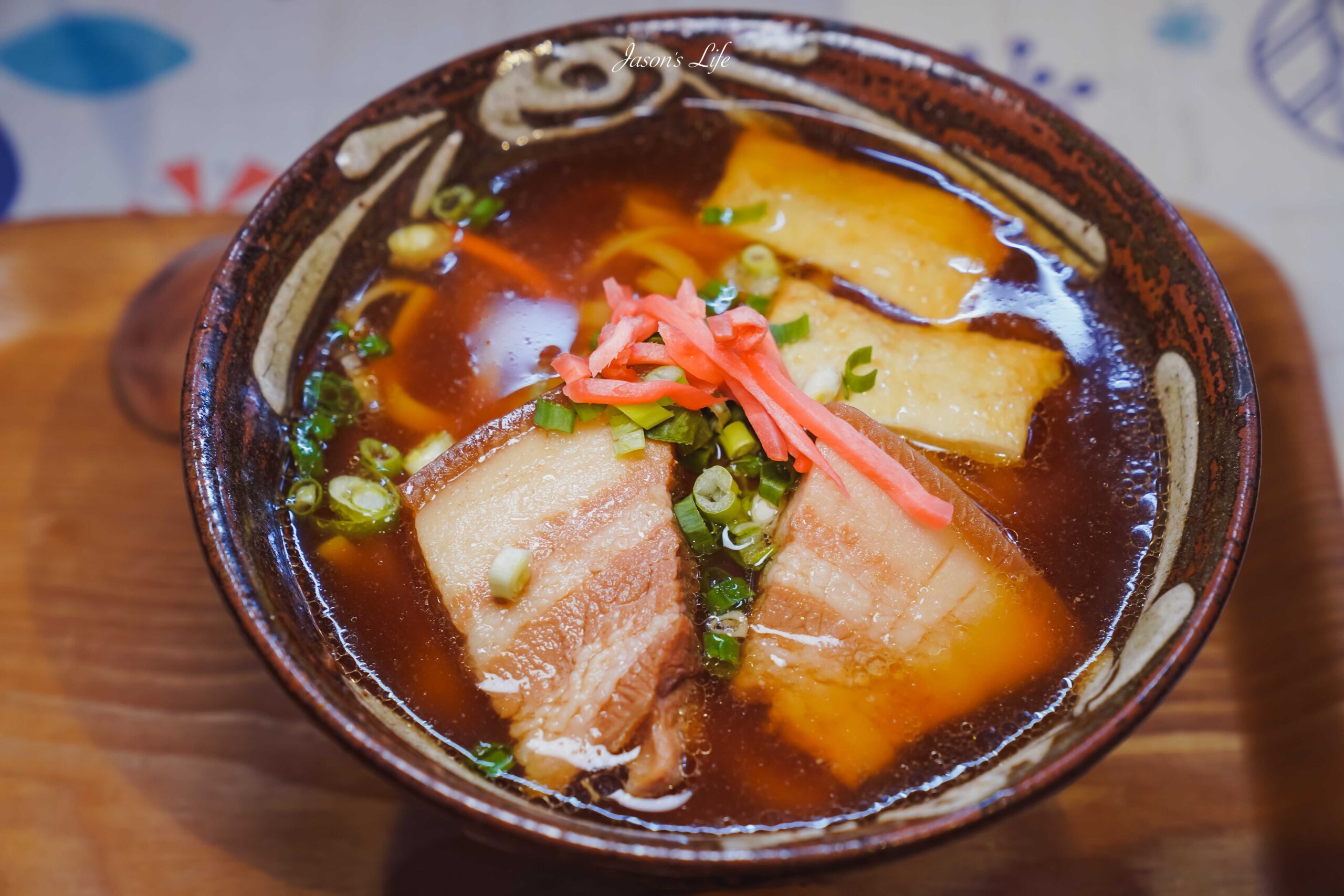 【台中西區｜美食】Aonohero沖繩麵與沖繩飯糰。只有假日營業！重現日本沖繩的道地風味，三層肉沖繩麵及海苔飯糰 @Jason&#039;s Life