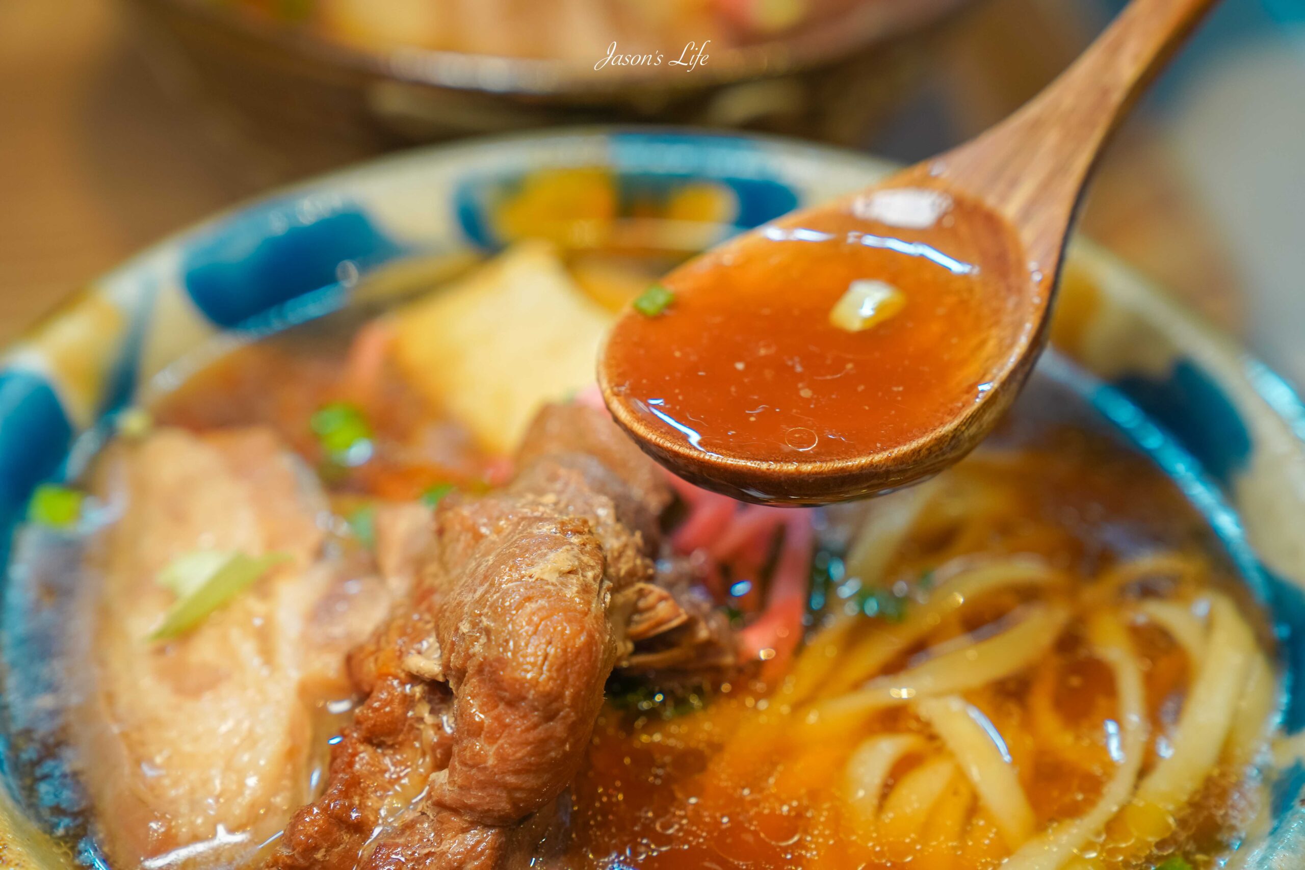 【台中西區｜美食】Aonohero沖繩麵與沖繩飯糰。只有假日營業！重現日本沖繩的道地風味，三層肉沖繩麵及海苔飯糰 @Jason&#039;s Life