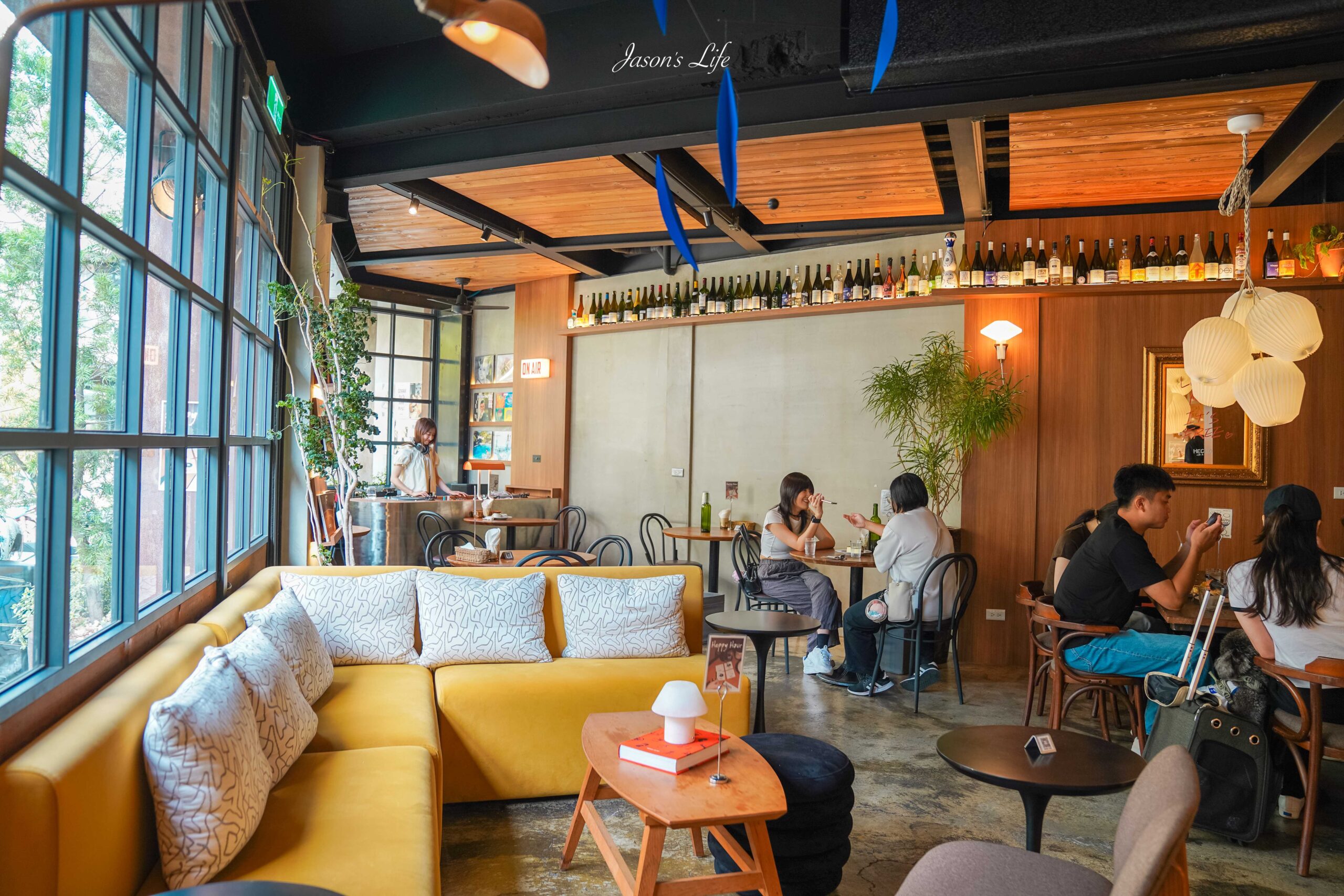 【台中西區｜美食】做咖啡 hecho cafe &#038; wine。改裝再出發，台中勤美咖啡廳推薦，重現全日咖啡餐酒館 @Jason&#039;s Life