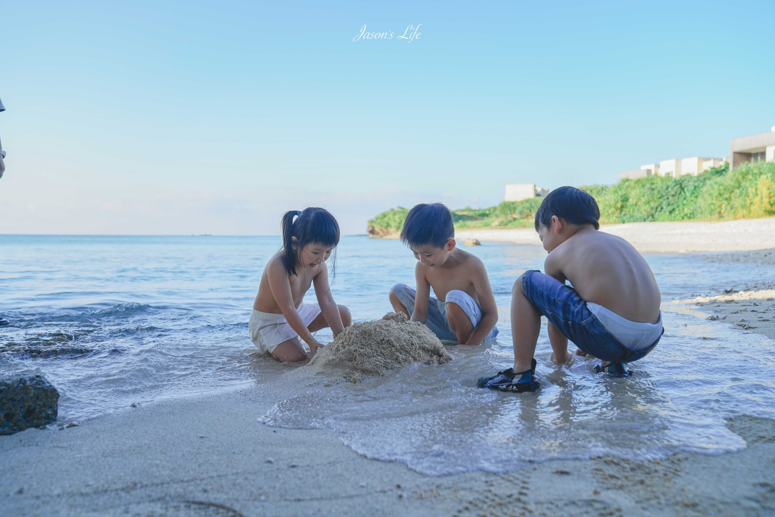【日本沖繩│景點】沖繩読谷村 BANTA CAFE。海景日落咖啡廳推薦，星野集團打造的夢幻打卡點，隱藏著一處秘境海灘 @Jason&#039;s Life