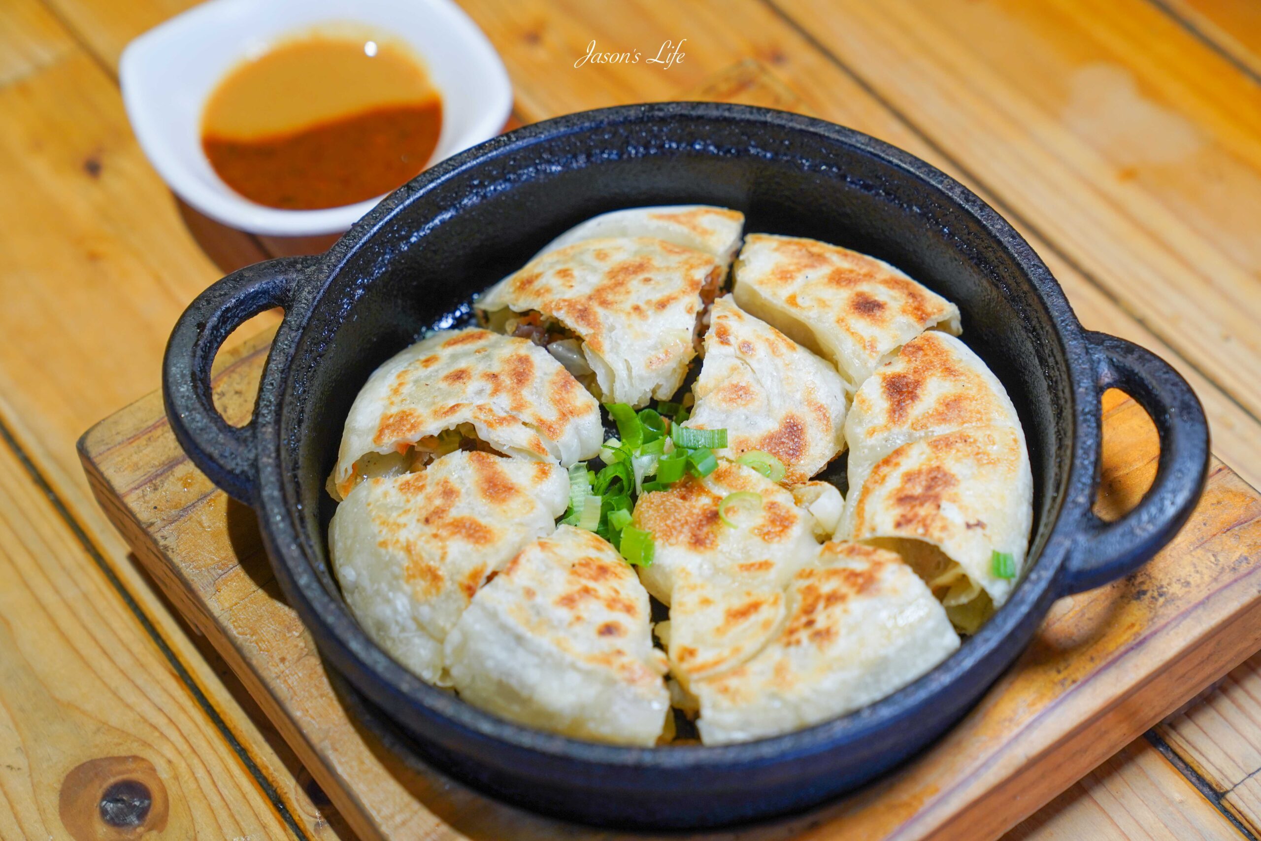 【台中西區｜美食】囍多意麵 向上總店。銅板美食，一碗意麵只要39元，傳承老味道的平價小吃，美味意麵飄香整條街 @Jason&#039;s Life