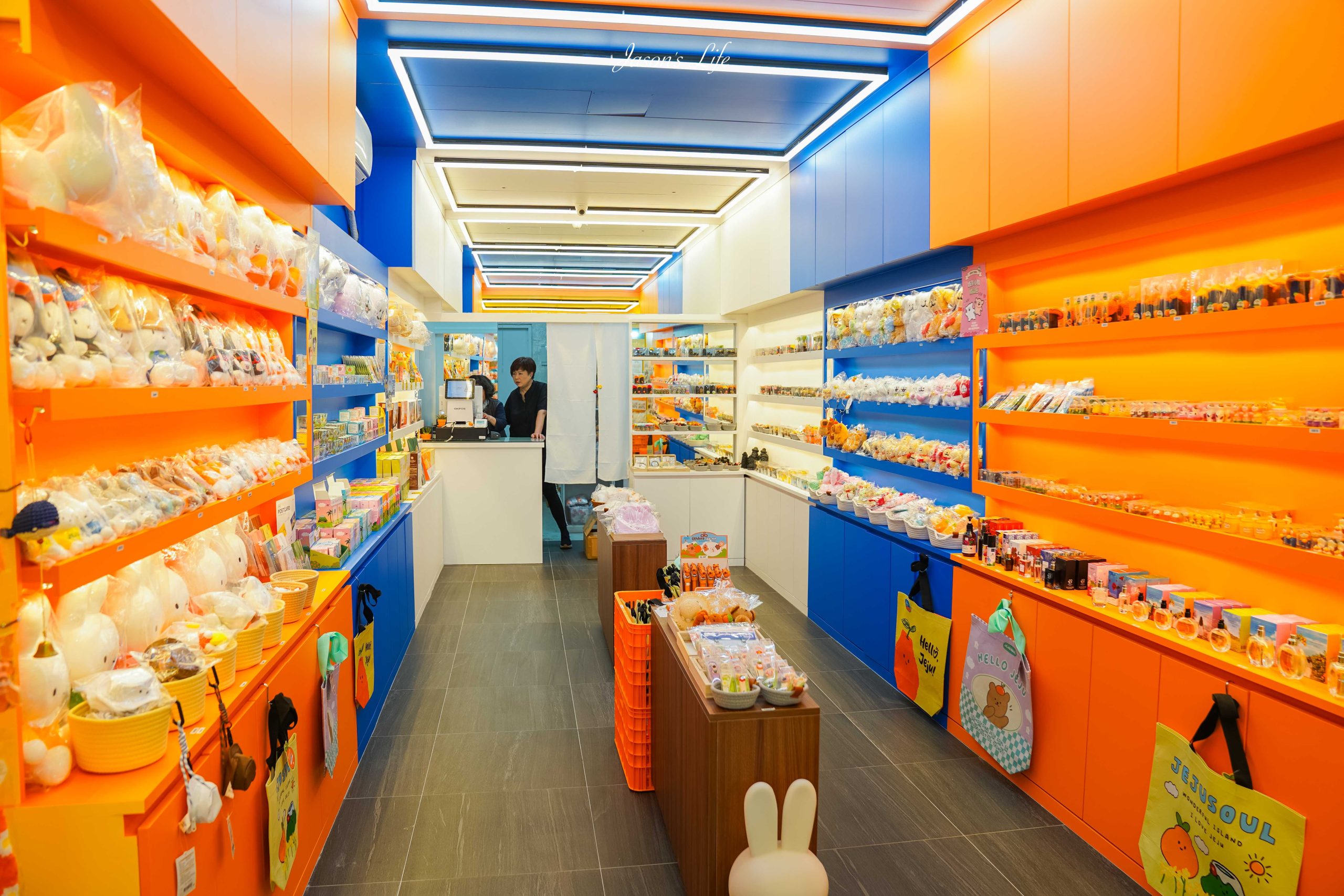 【韓國濟州｜行程規劃】2025年秋季濟州島台中直飛四天之旅。涼爽天氣，吃海鮮逛市場，網美咖啡店林立 @Jason&#039;s Life