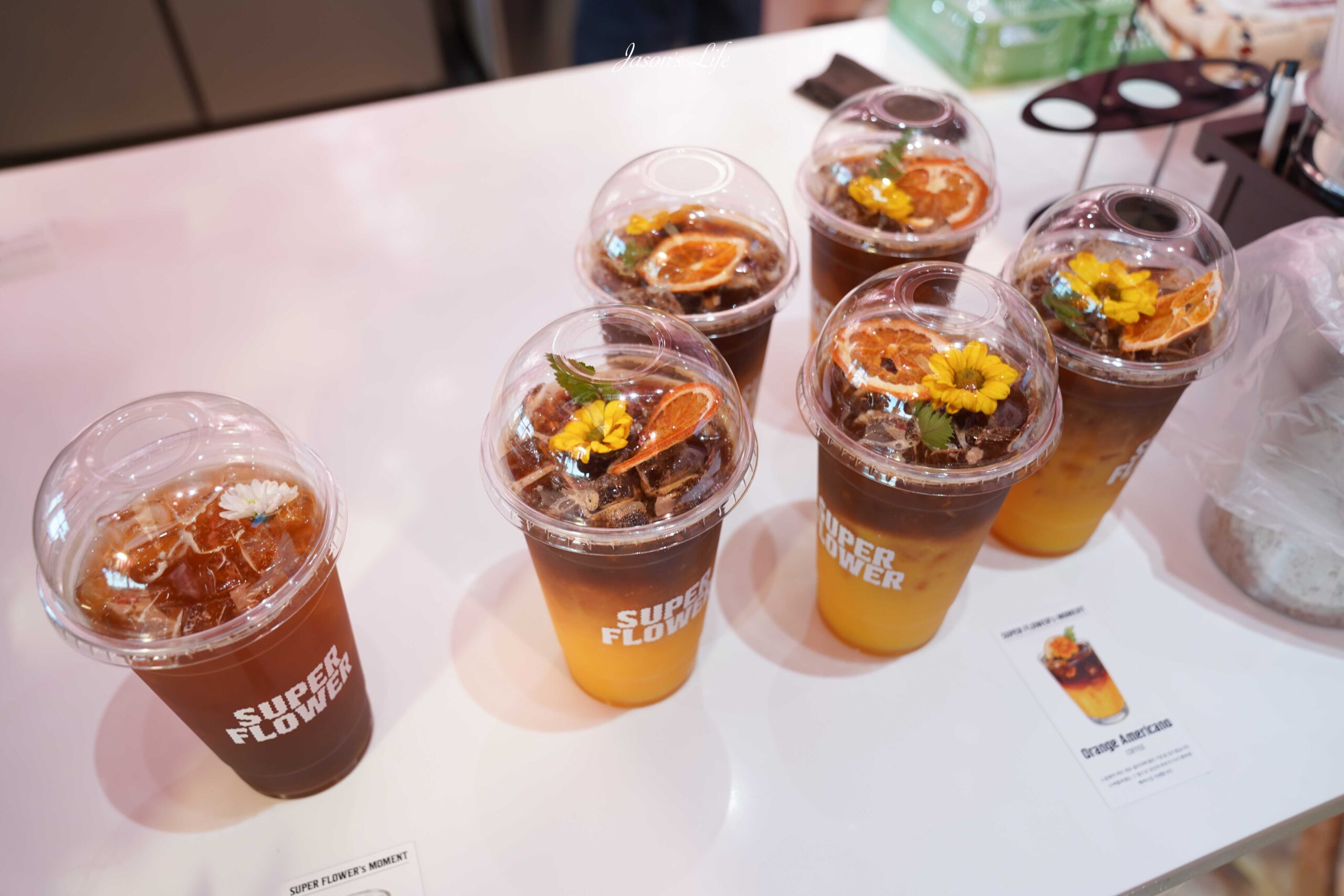 【韓國濟州｜美食】Super Flower(수퍼플라워)。最新花藝系網美咖啡廳，柔美花海、浮誇佈置，超有儀式感 @Jason&#039;s Life
