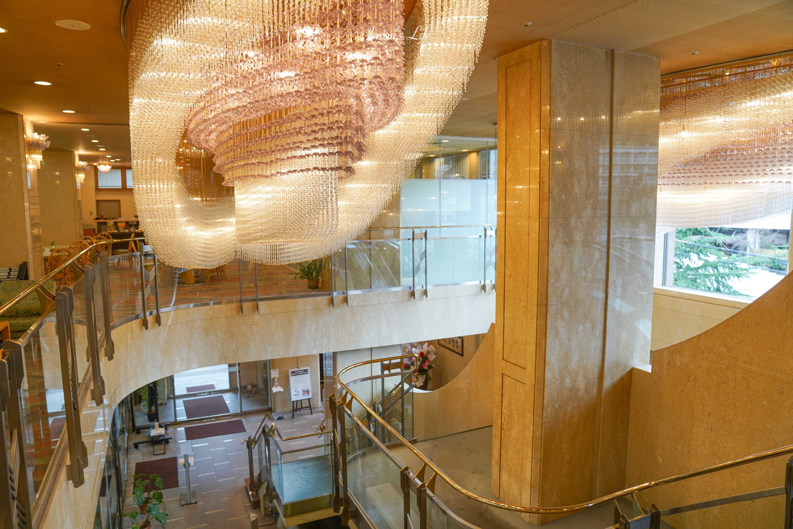 【日本兵庫｜住宿】兵衛向陽閣。兵庫縣有馬溫泉住宿推薦，兵衛向陽閣一泊二食開箱：百年老字號金之湯溫泉一次泡，還有神戶牛自助饗宴 @Jason's Life