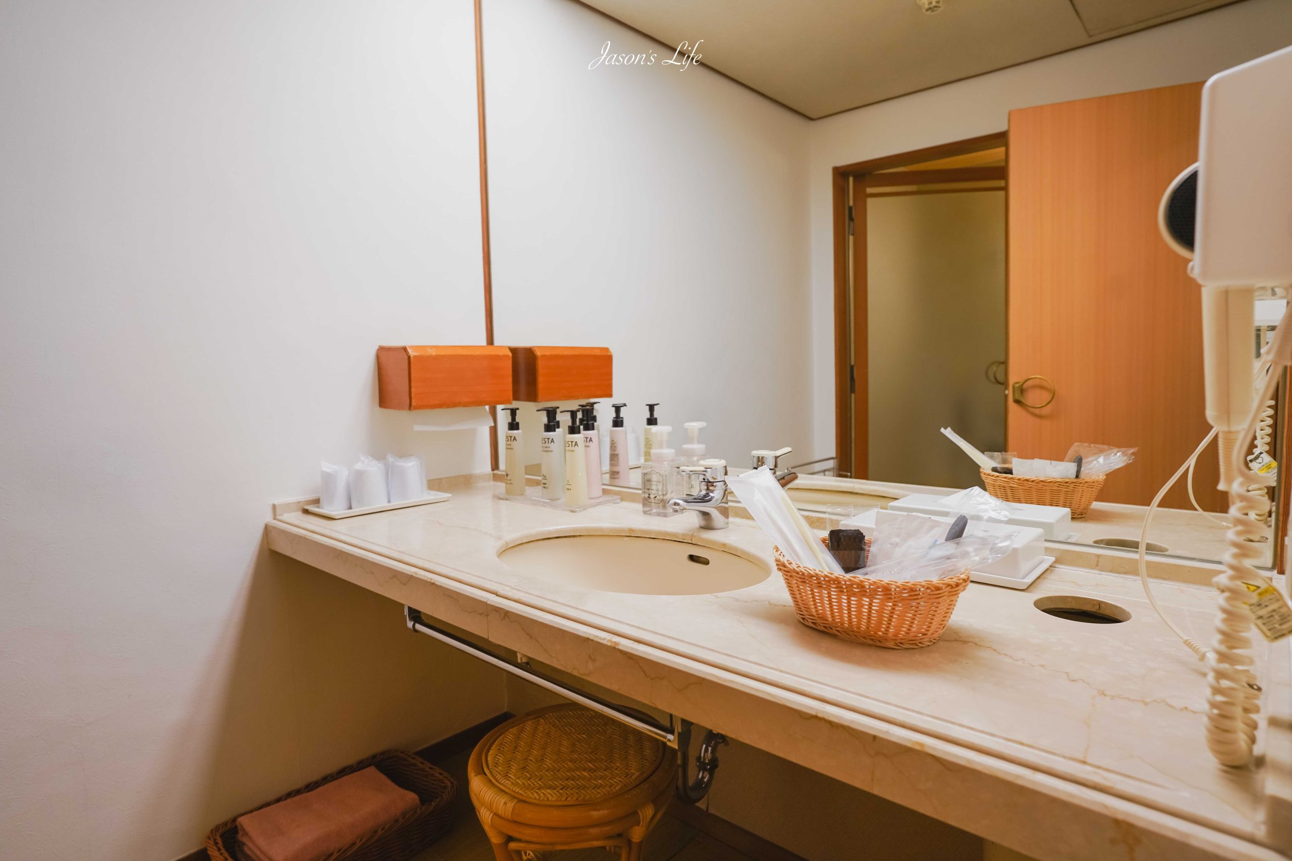 【日本兵庫｜住宿】兵衛向陽閣。兵庫縣有馬溫泉住宿推薦，兵衛向陽閣一泊二食開箱：百年老字號金之湯溫泉一次泡，還有神戶牛自助饗宴 @Jason's Life