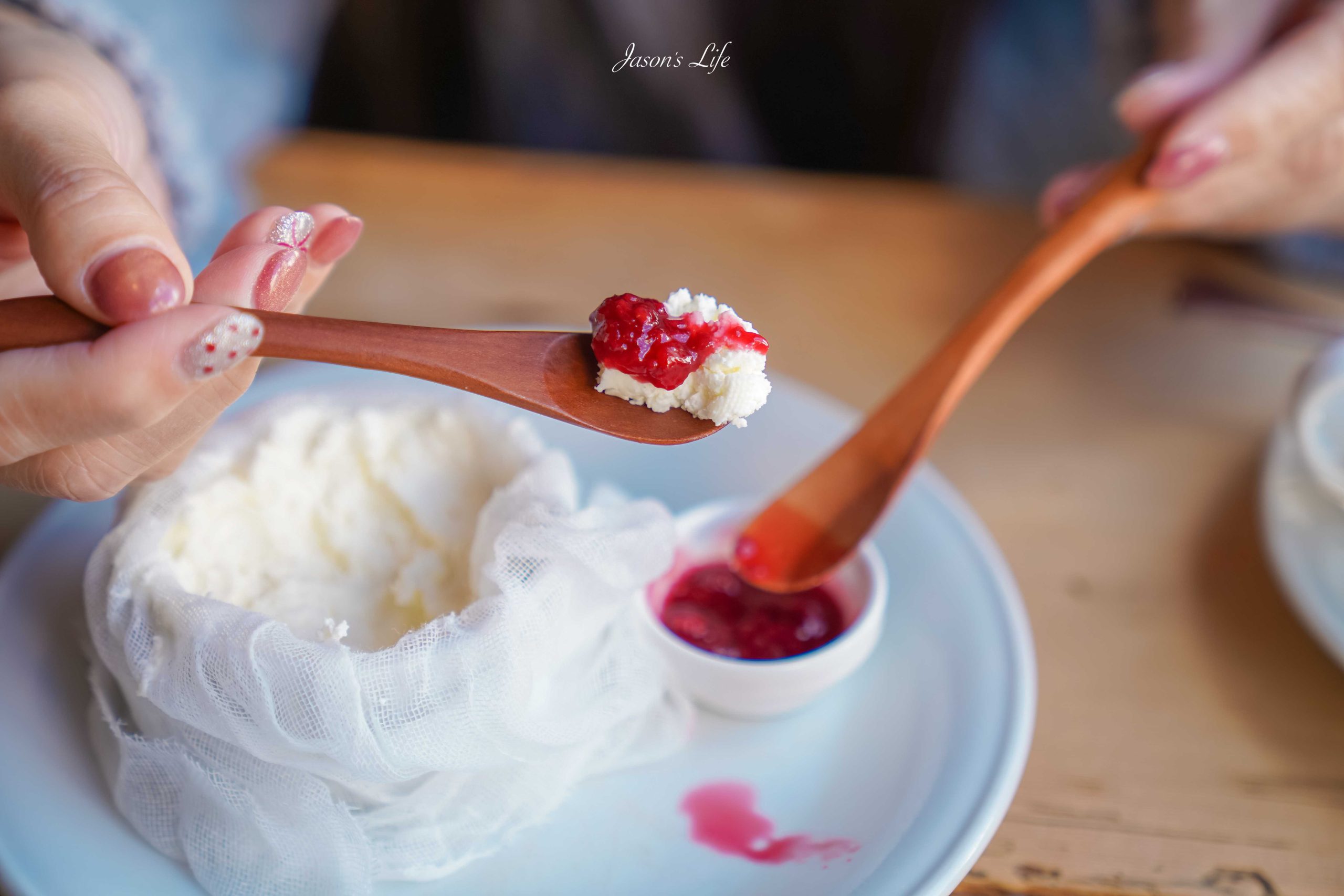 【日本神戶｜美食】Cafe & Bar Anthem。神戶人氣咖啡廳推薦，元町人氣咖啡館，必吃紗布起司蛋糕 @Jason's Life