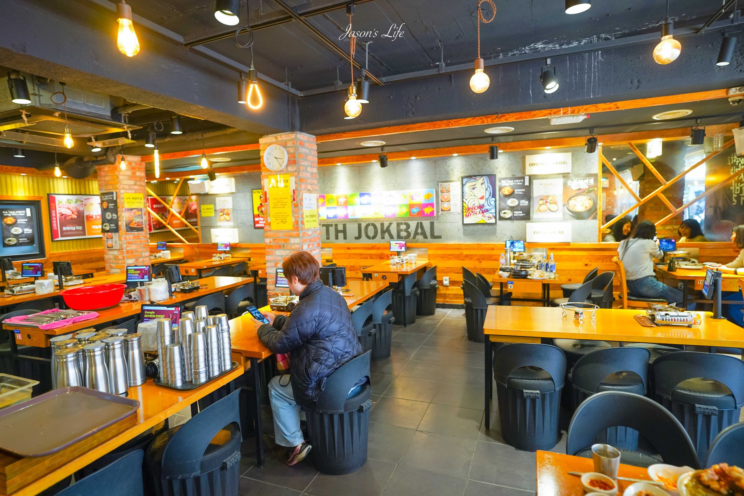 【韓國首爾｜美食】미쓰족발 서울명동점(Myth豬腳明洞店)。明洞美食推薦，1987年老店、豬腳套餐＋排骨湯，首爾必吃推薦 @Jason's Life