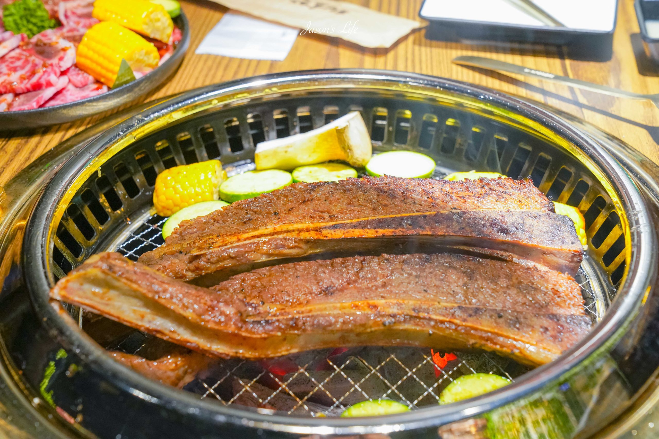 【韓國首爾｜美食】태초갈비 명동점(太初排骨明洞店)。明洞韓牛烤肉開箱，超詳細評測：古早味韓式烤肉的正宗滋味 @Jason's Life