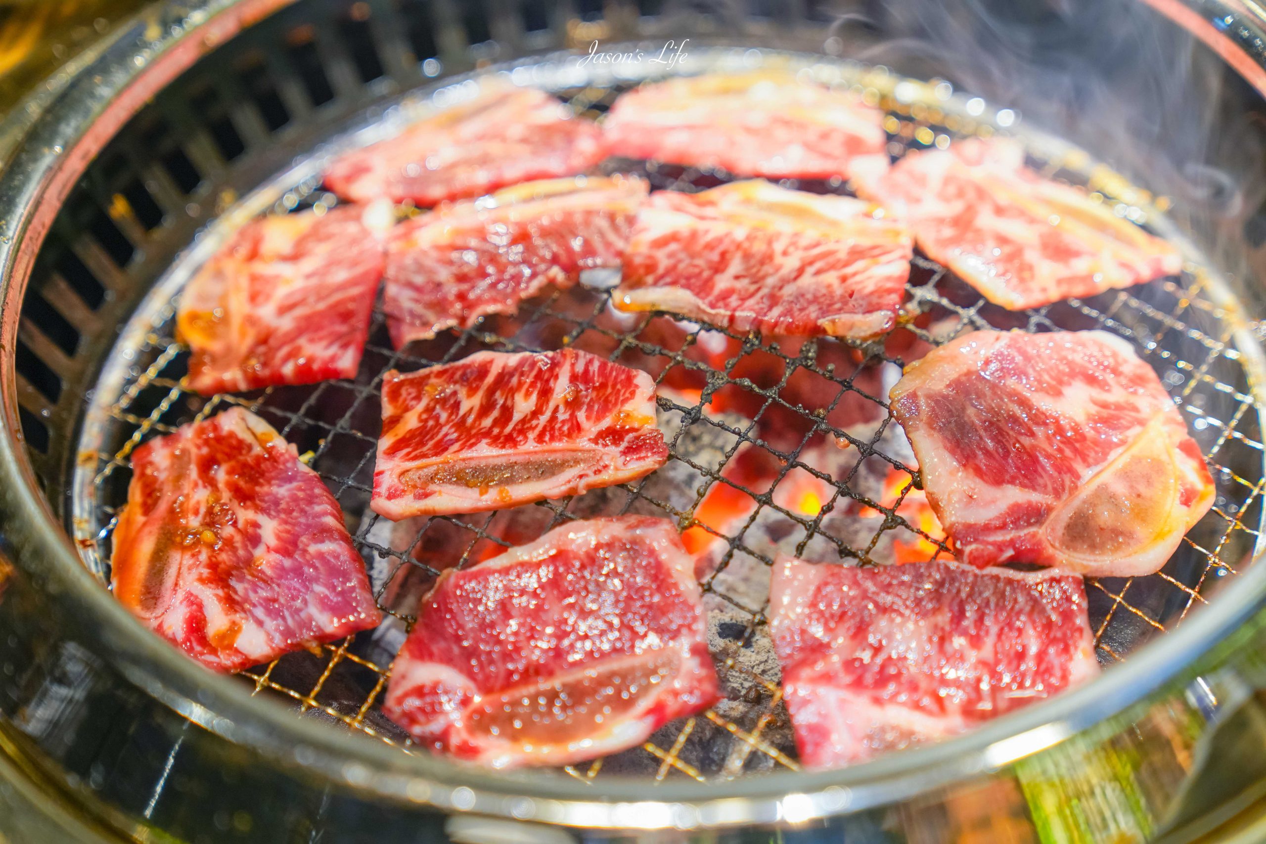 【韓國首爾｜美食】태초갈비 명동점(太初排骨明洞店)。明洞韓牛烤肉開箱，超詳細評測：古早味韓式烤肉的正宗滋味 @Jason's Life