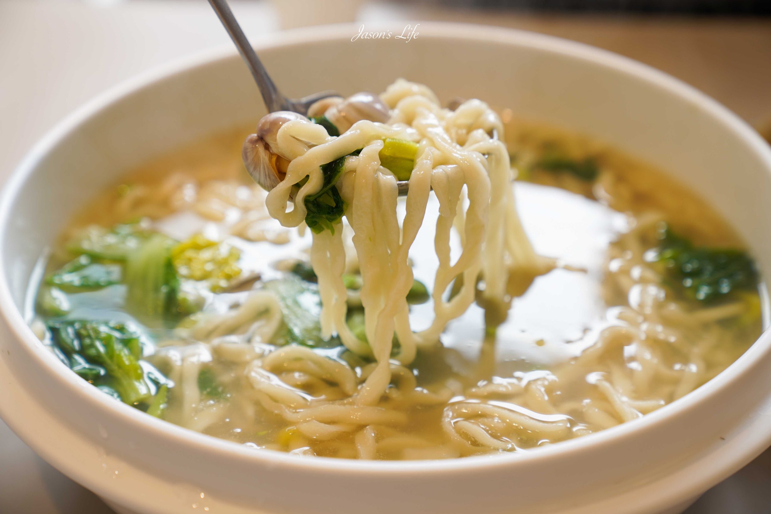 【韓國首爾|美食】조조칼국수 성수점(JoJo刀削麵聖水店)。首爾必吃美食,鮮美滿分蛤蜊刀削麵,連在地人都排隊的聖水名店 @Jason's Life