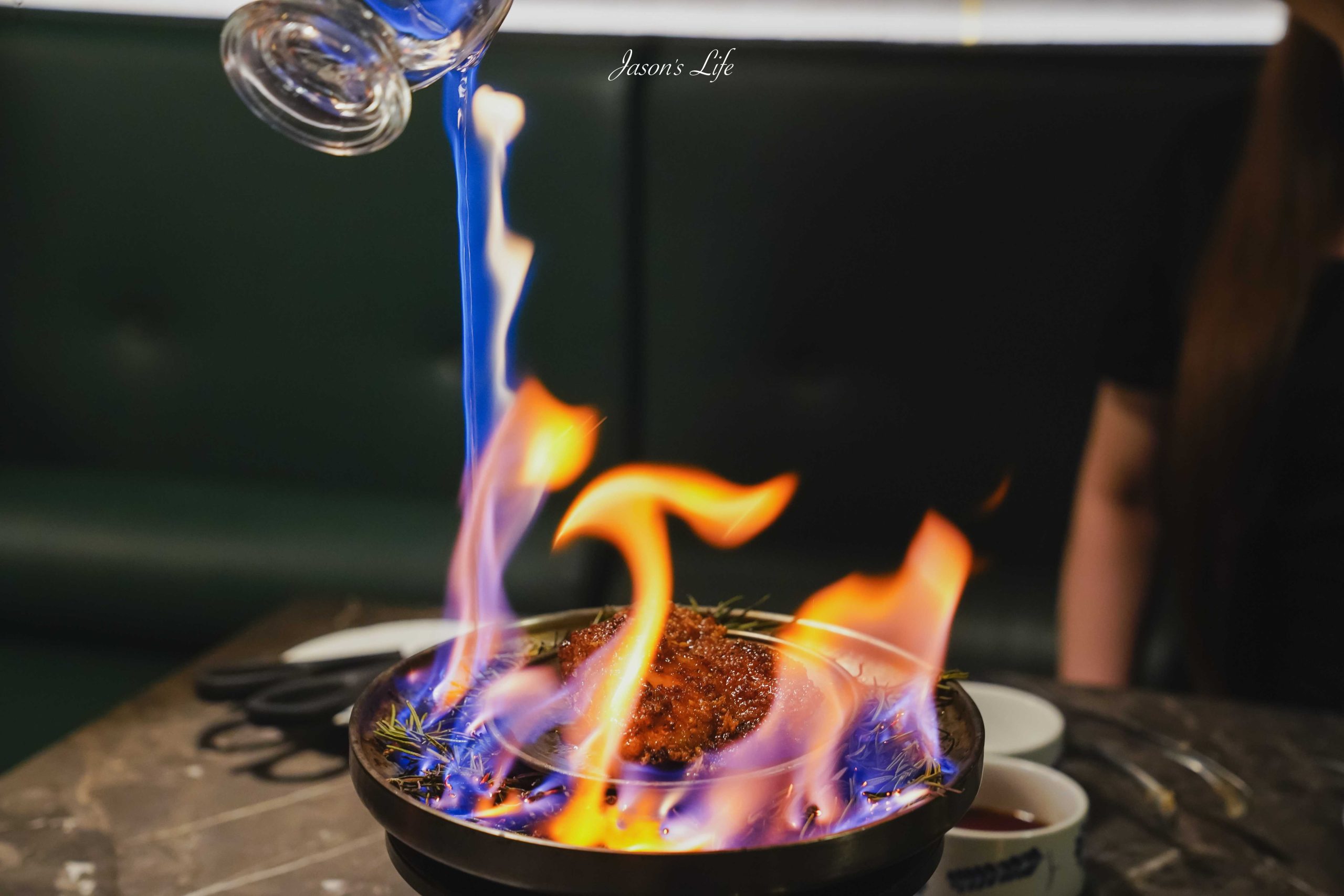 【台中南屯｜美食】京燒肉 KYO YAKINIKU｜公益路A5和牛燒肉，京平雙人套餐全程專人代烤，約會聚餐首選 @Jason's Life