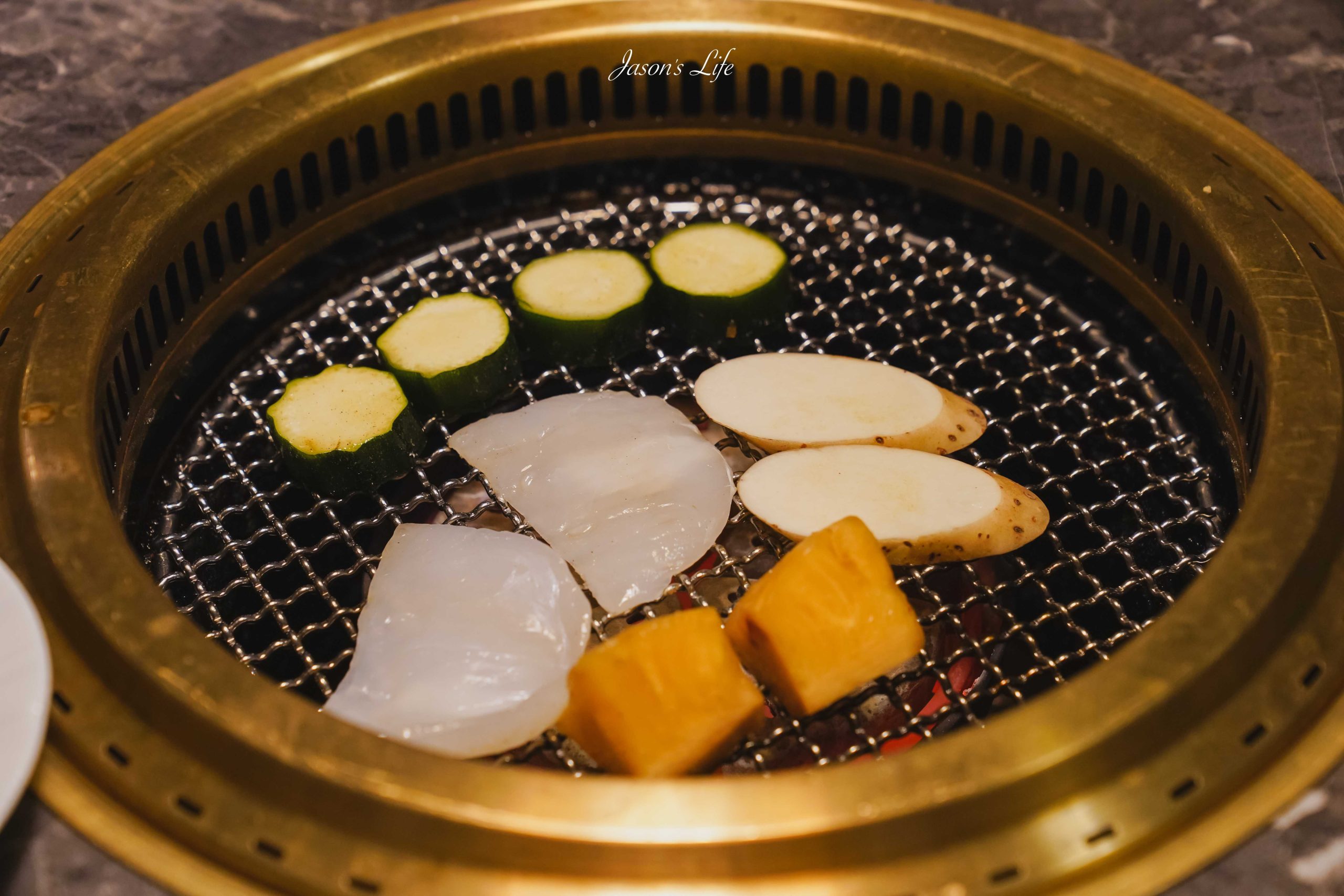 【台中南屯|美食】京燒肉 KYO YAKINIKU|公益路A5和牛燒肉,京平雙人套餐全程專人代烤,約會聚餐首選 @Jason's Life 【台中南屯|美食】京燒肉 KYO YAKINIKU|公益路A5和牛燒肉,京平雙人套餐全程專人代烤,約會聚餐首選 @Jason's Life