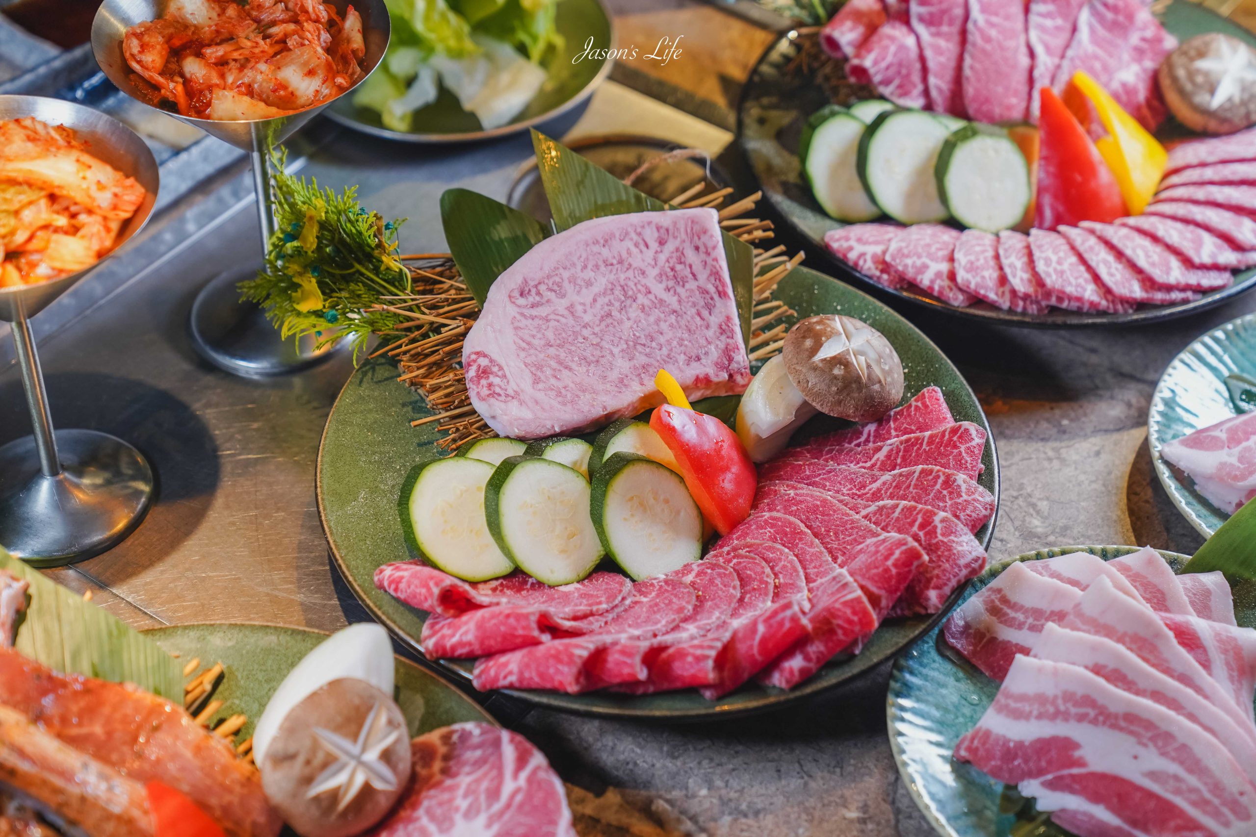 【台中西區｜美食】精誠壹山｜海鮮燒肉專門店。帝王蟹兩吃＋全程專人代烤的老宅燒肉、公司聚餐餐廳推薦（菜單/價格/訂位） @Jason's Life