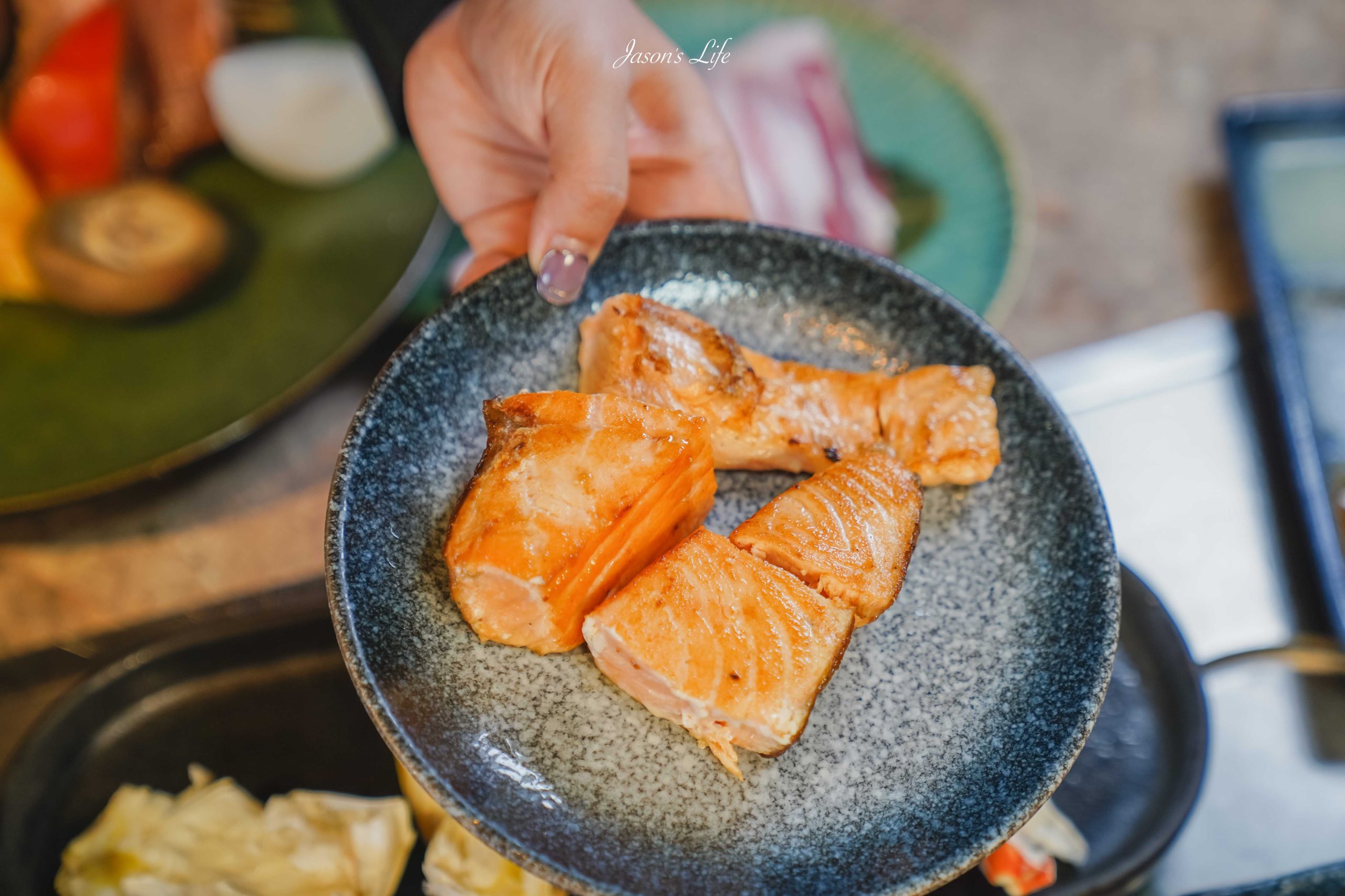 【台中西區｜美食】精誠壹山｜海鮮燒肉專門店。帝王蟹兩吃＋全程專人代烤的老宅燒肉、公司聚餐餐廳推薦（菜單/價格/訂位） @Jason's Life