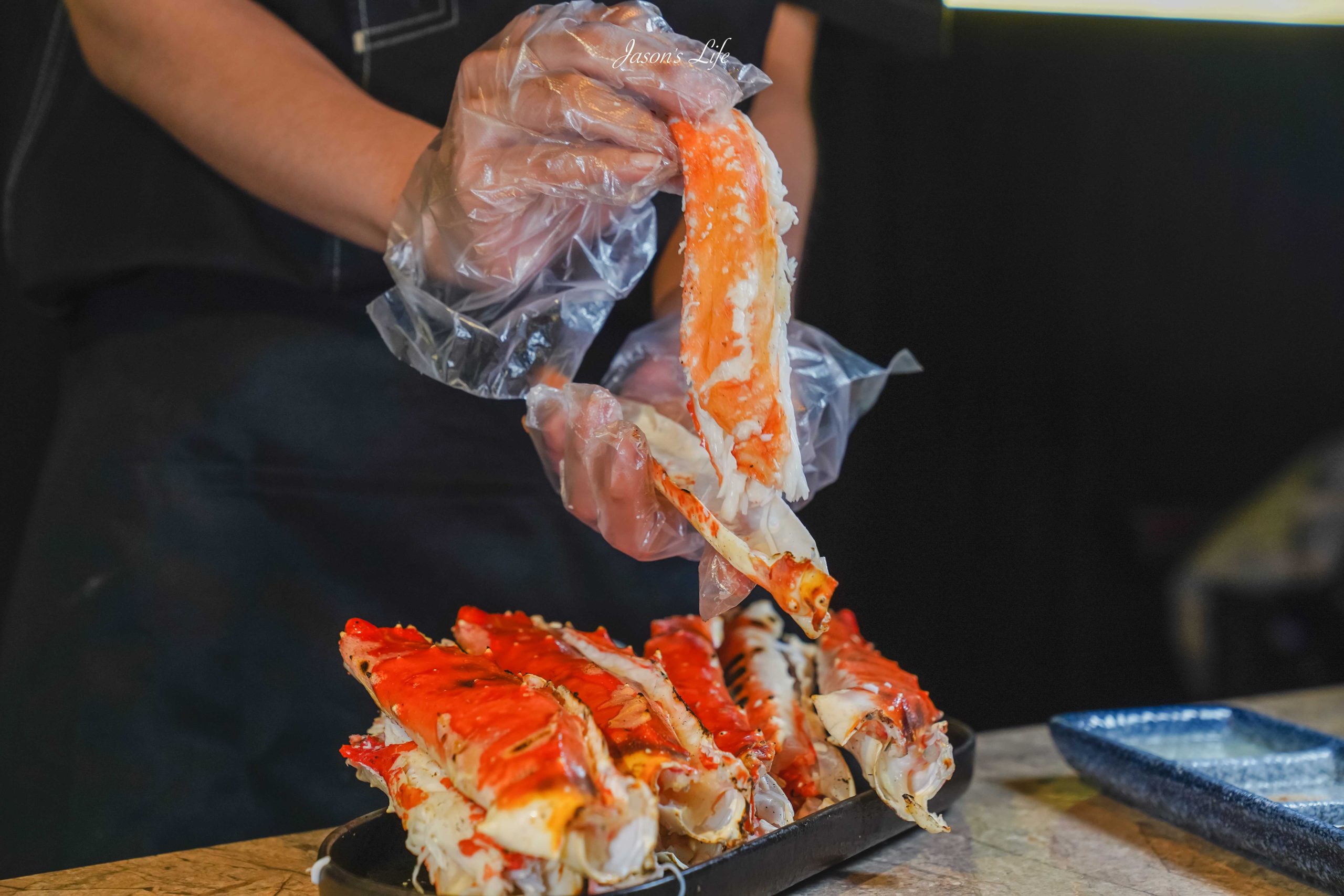 【台中西區｜美食】精誠壹山｜海鮮燒肉專門店。帝王蟹兩吃＋全程專人代烤的老宅燒肉、公司聚餐餐廳推薦（菜單/價格/訂位） @Jason's Life