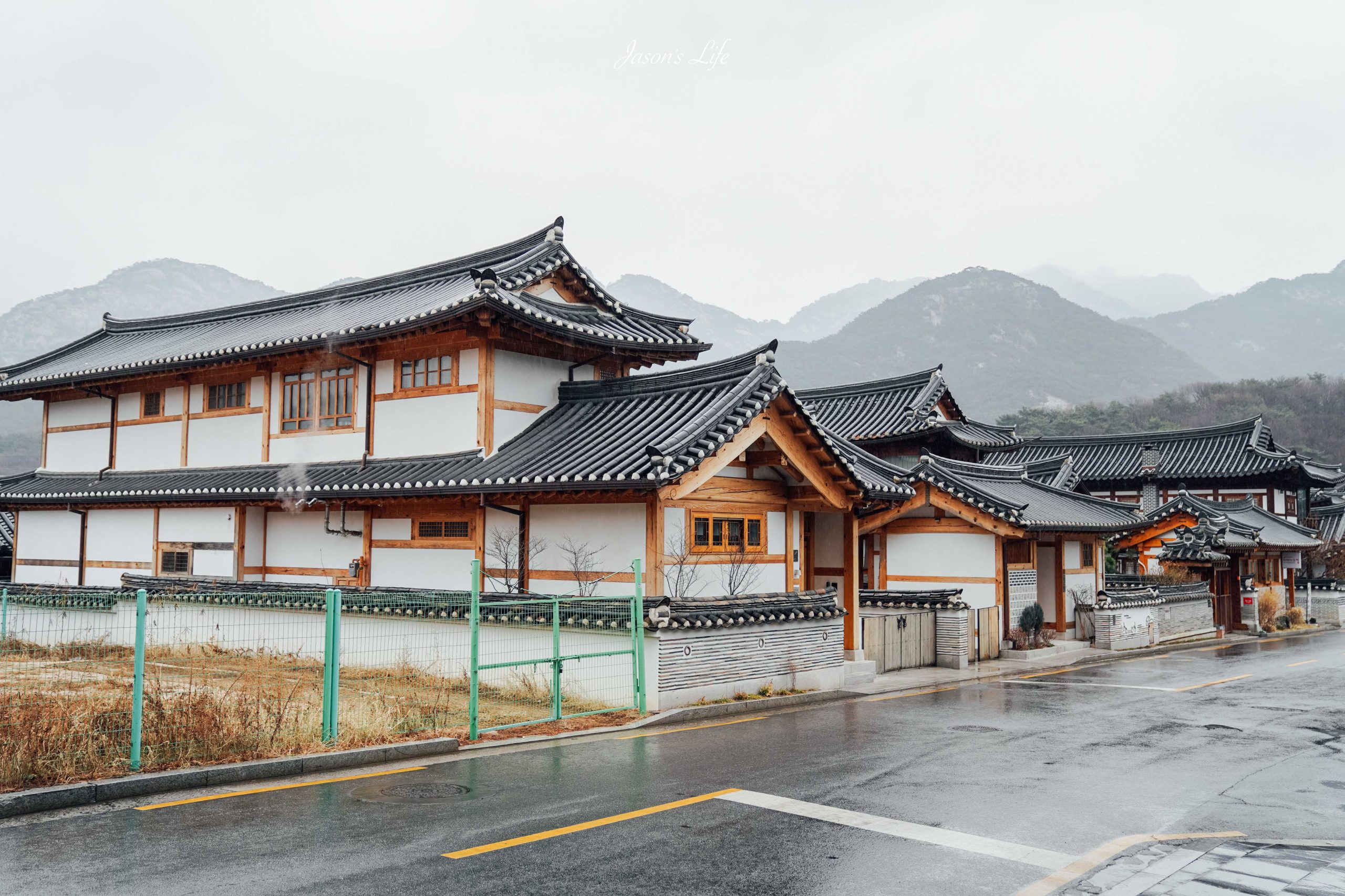 【韓國首爾｜美食】恩平韓屋村咖啡廳｜1人1杯 1인1잔：眺望北漢山與韓屋屋頂海的六層樓景觀咖啡廳，菜單價格、交通、韓式甜點全攻略 @Jason's Life