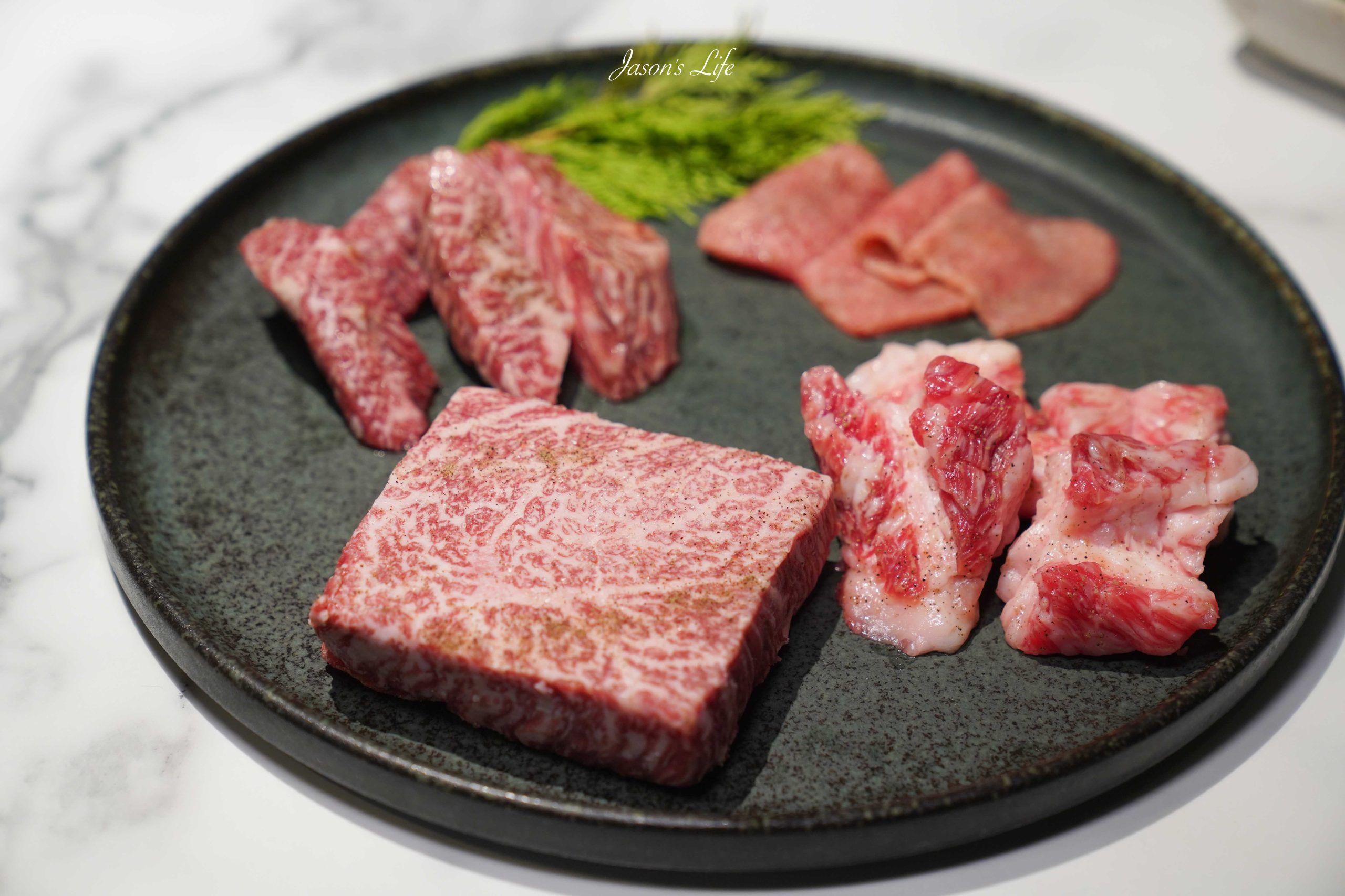 【台中西屯|美食】侍老井 精品和牛燒肉會所。上席盛合雙人套餐開箱|A5和牛+侍肉師全程代烤(含菜單價格、訂位資訊) @Jason's Life