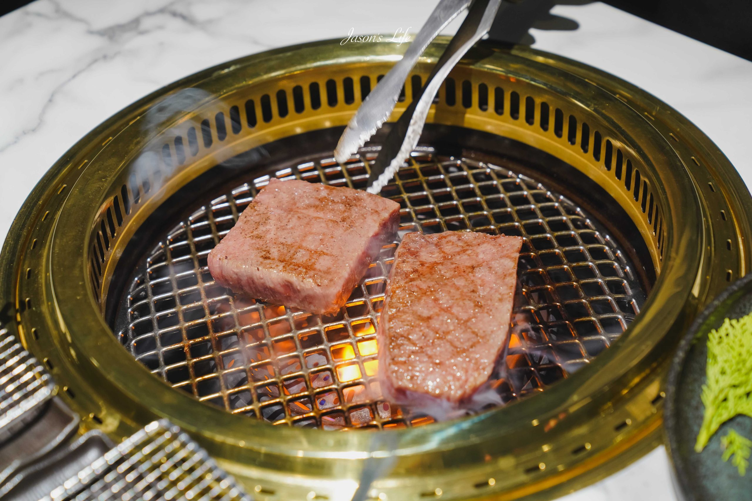 【台中西屯|美食】侍老井 精品和牛燒肉會所。上席盛合雙人套餐開箱|A5和牛+侍肉師全程代烤(含菜單價格、訂位資訊) @Jason's Life