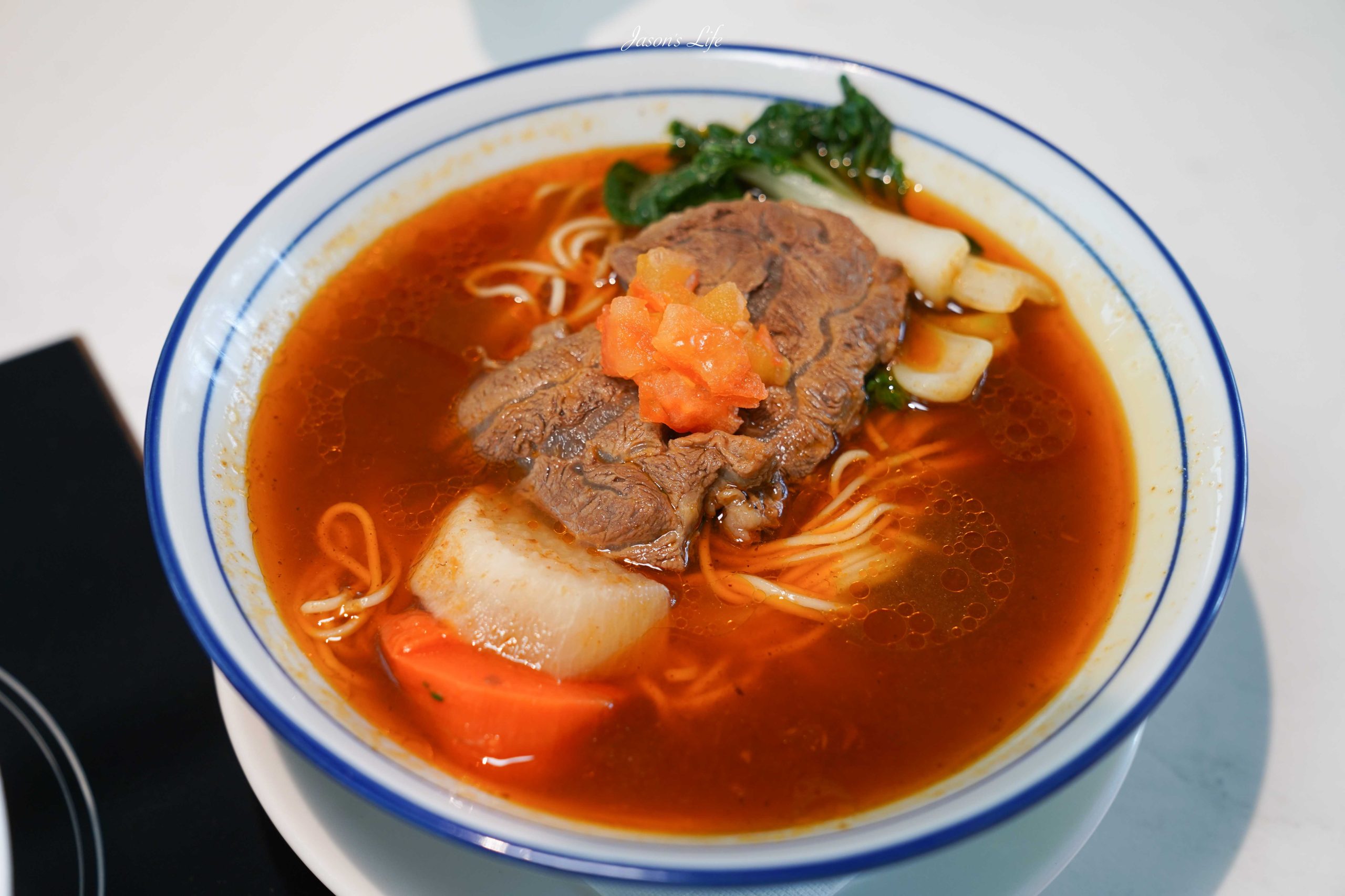 【台中西屯｜美食】涮屋馬｜屋馬燒肉集團火鍋品牌！經典美牛雙拼＋日本A5和牛，台中西屯質感鍋物(菜單、訂位、停車攻略) @Jason's Life