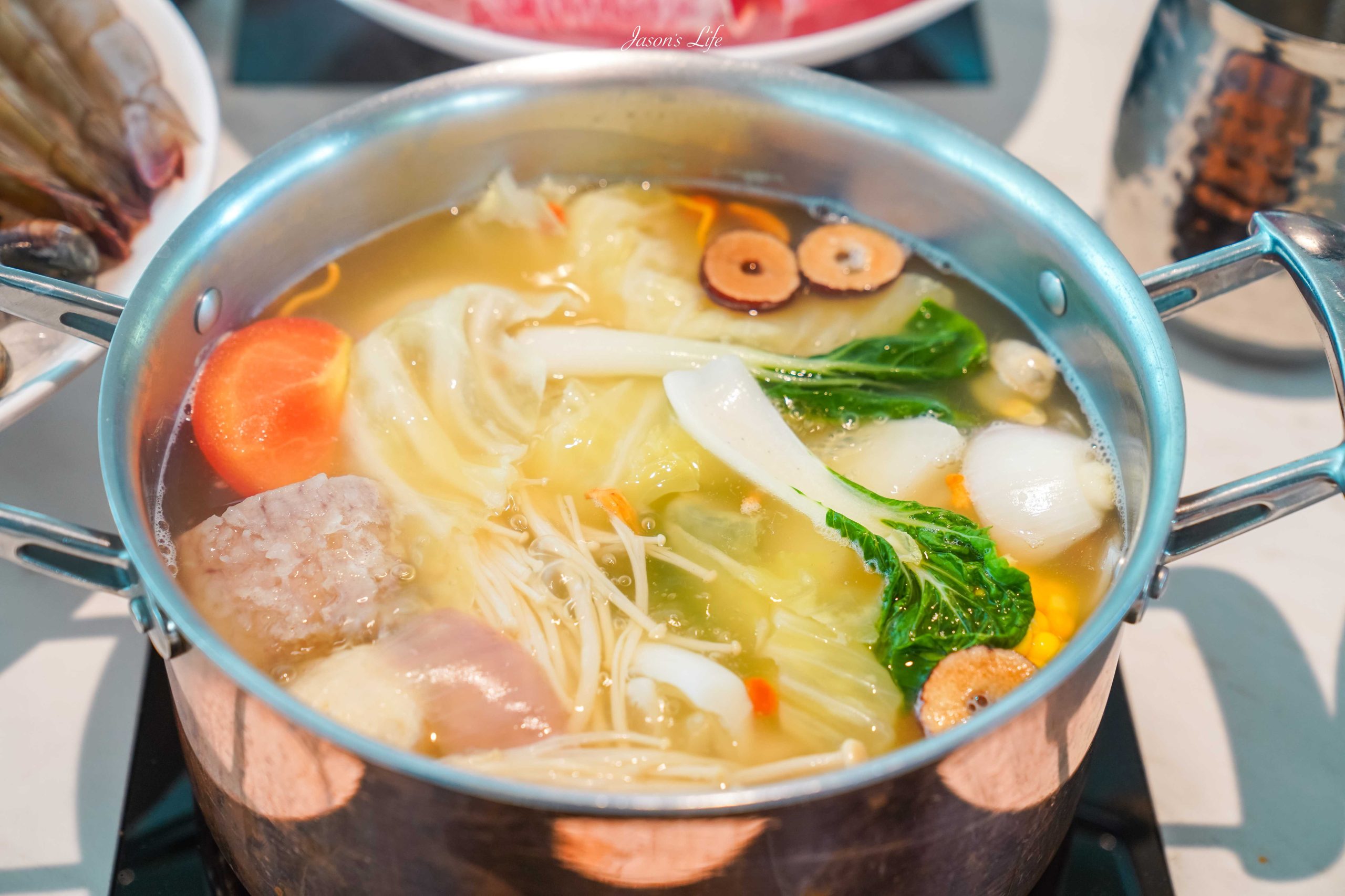 【台中西屯｜美食】涮屋馬｜屋馬燒肉集團火鍋品牌！經典美牛雙拼＋日本A5和牛，台中西屯質感鍋物(菜單、訂位、停車攻略) @Jason's Life