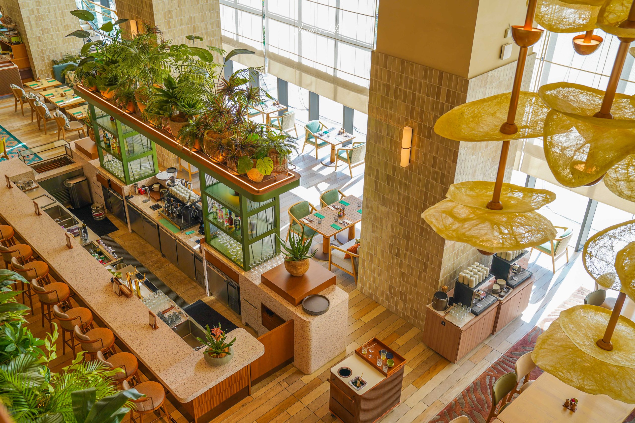 【宮古島|住宿】宮古島飯店推薦|Canopy by Hilton 宮古島希爾頓嘉悅里:King Deluxe Suite 特大床豪華套房開箱、12 樓無邊際泳池、早餐與隔壁 Yard miyakojima 商場全攻略 @Jason's Life