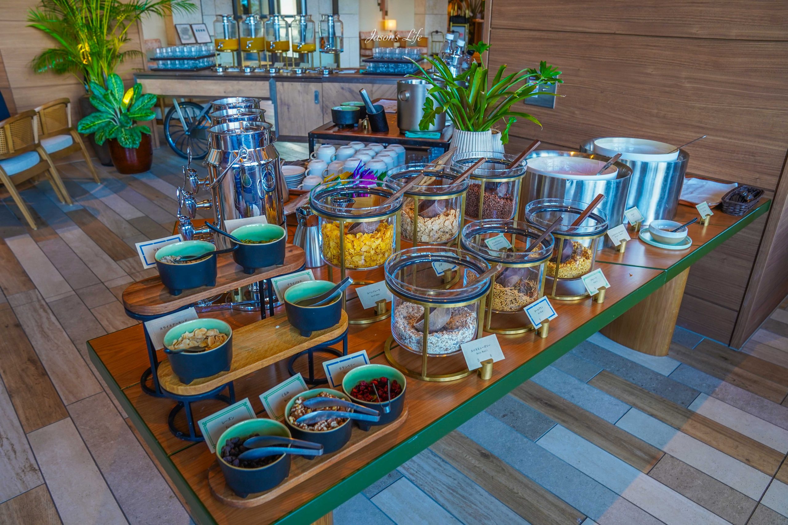 【宮古島｜住宿】宮古島飯店推薦｜Canopy by Hilton 宮古島希爾頓嘉悅里：King Deluxe Suite 特大床豪華套房開箱、12 樓無邊際泳池、早餐與隔壁 Yard miyakojima 商場全攻略 @Jason's Life