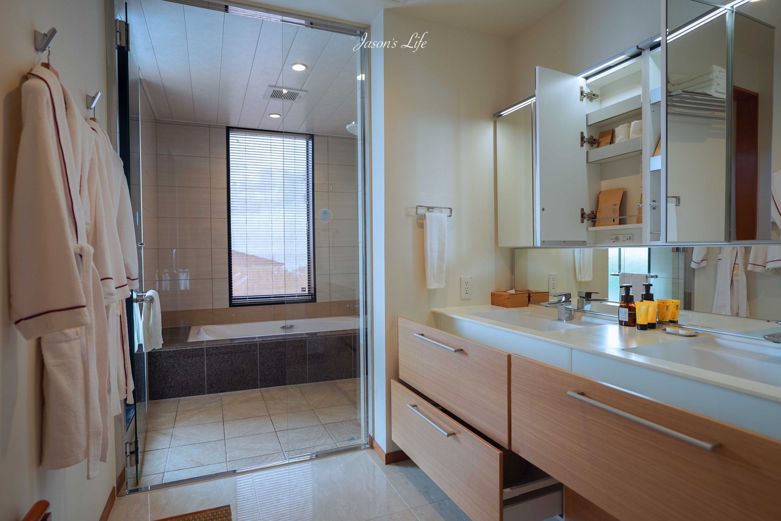 【宮古島｜住宿】宮古島住宿推薦｜來間島 Seawood Hotel シーウッドホテル：Premier Pool Villa 私人泳池別墅開箱、無邊際主泳池、晚餐還可看銀河，長間濱秘境海灘全攻略 @Jason's Life