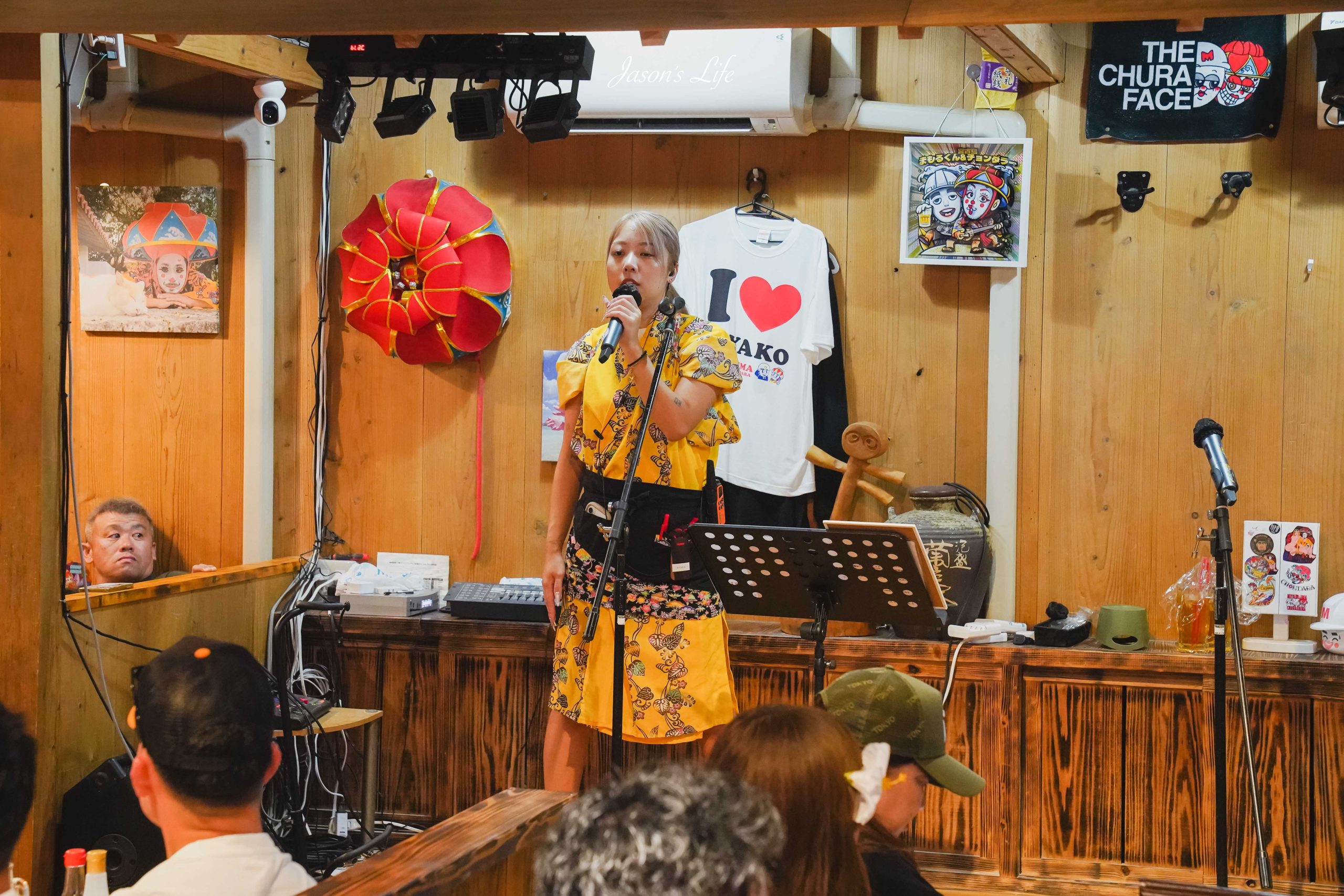 【宮古島│美食】美ら島 Churashima。必來推薦,三線琴現場演奏民謠居酒屋:宮古島君ー登場,熱鬧非凡,宮古牛骰子牛排、阿古豬餃子推薦(2026 菜單價格、預約攻略) @Jason's Life 【宮古島│美食】美ら島 Churashima。必來推薦,三線琴現場演奏民謠居酒屋:宮古島君ー登場,熱鬧非凡,宮古牛骰子牛排、阿古豬餃子推薦(2026 菜單價格、預約攻略) @Jason's Life