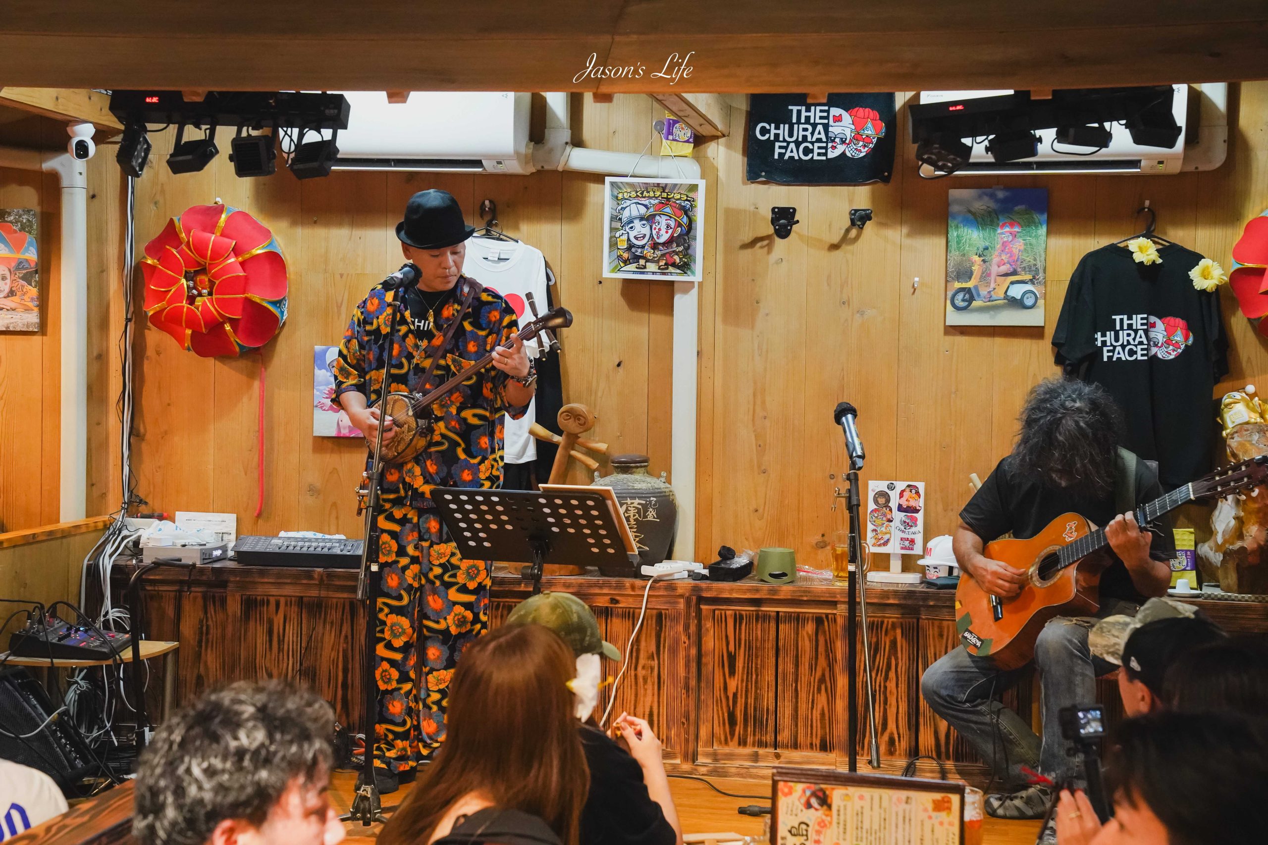 【宮古島│美食】美ら島 Churashima。必來推薦，三線琴現場演奏民謠居酒屋：宮古島君ー登場，熱鬧非凡，宮古牛骰子牛排、阿古豬餃子推薦(2026 菜單價格、預約攻略) @Jason's Life