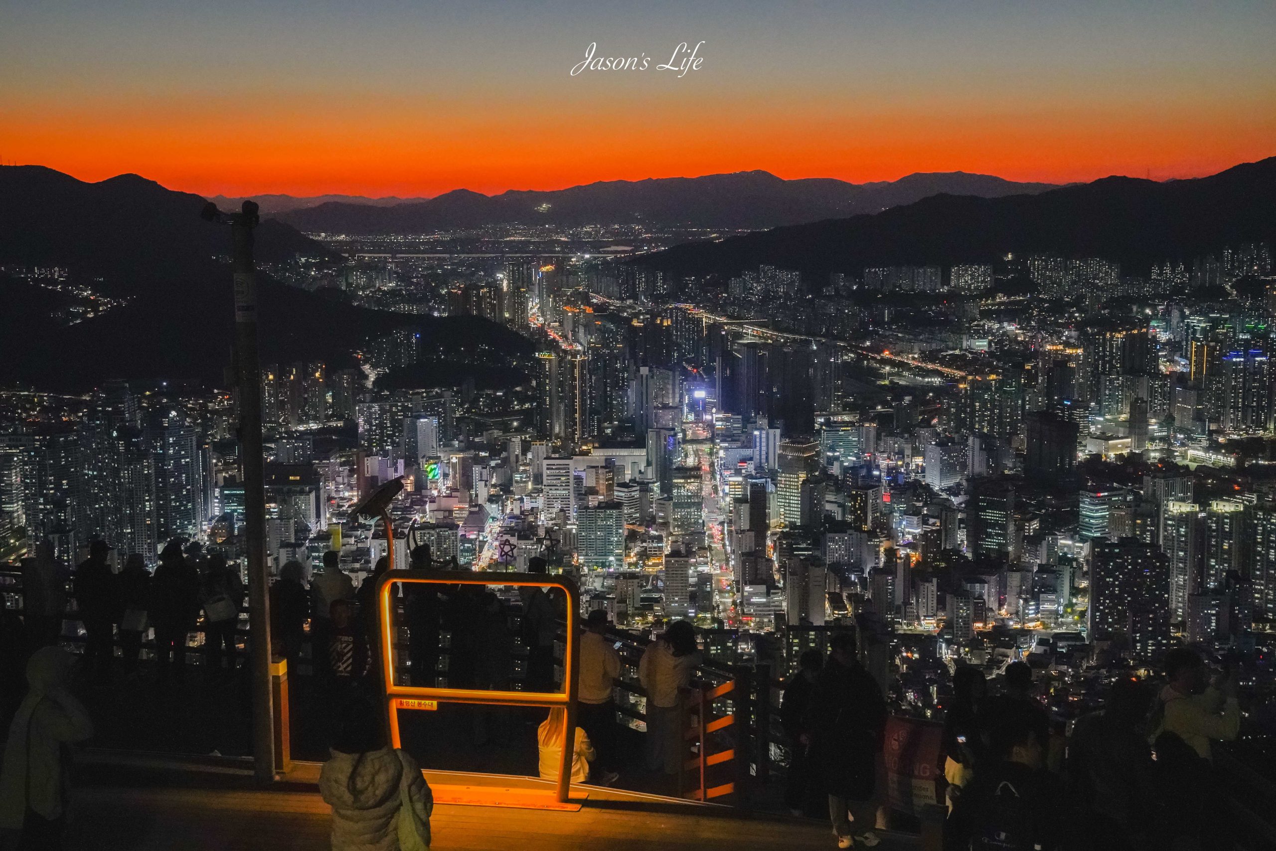 【韓國釜山｜景點】荒嶺山烽火台 황령산 봉수대。釜山最強免費夜景：西面與廣安大橋兩面夜景，怎麼去、下山叫車、日落時間、 2026 實拍攻略 @Jason's Life